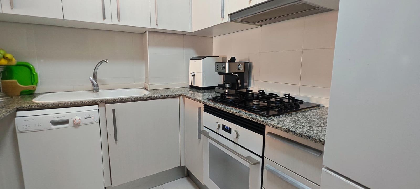 3 sovrum Lägenhet till salu i Arenales del Sol med garage - 447 000 € (Ref: 9911084)
