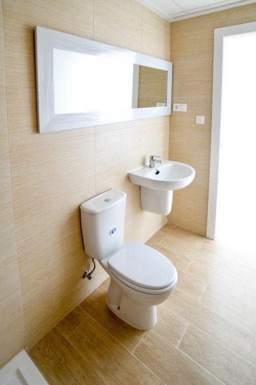 2 bedroom Apartment for sale in Gran Alacant with pool - € 330,000 (Ref: 9934227)