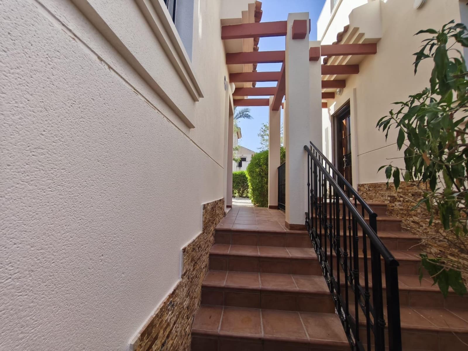 3 bedroom Bungalow for sale in Algorfa with pool - € 235,000 (Ref: 9947936)