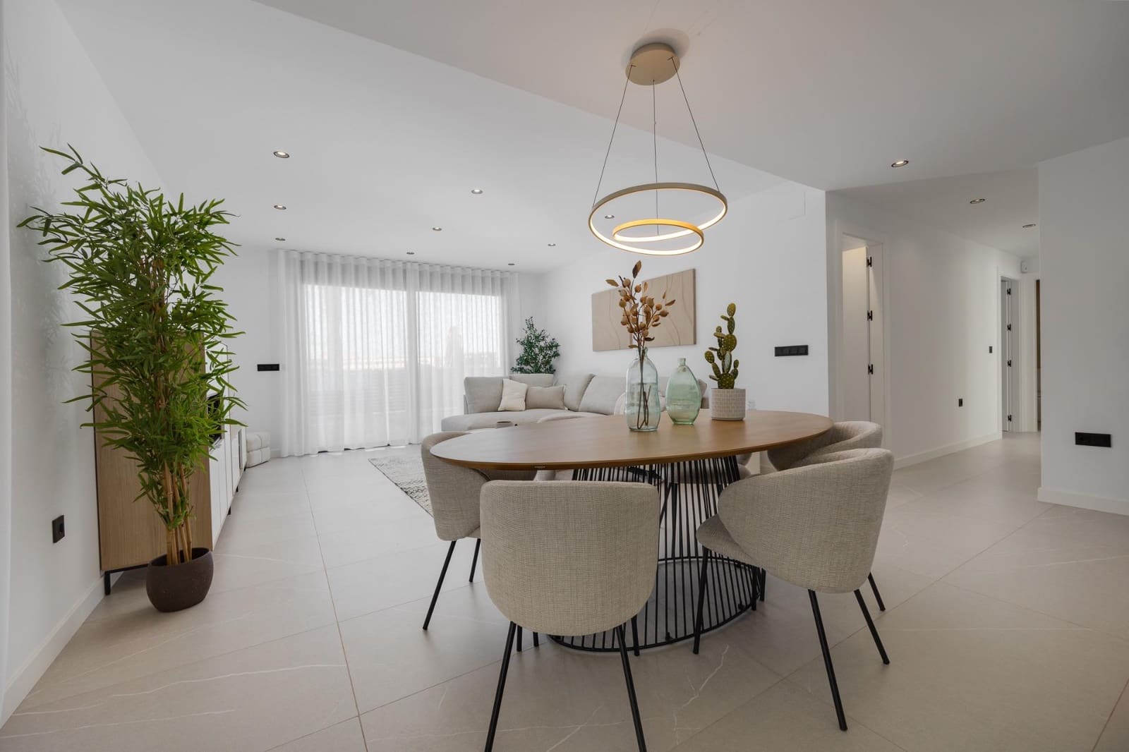 Chalet de 3 habitaciones en Torrevieja en venta con piscina garaje - 585.000 € (Ref: 9957996)