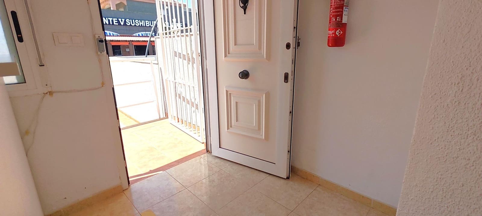 2 slaapkamer Bungalow te koop in Gran Alacant - € 159.750 (Ref: 9997141)