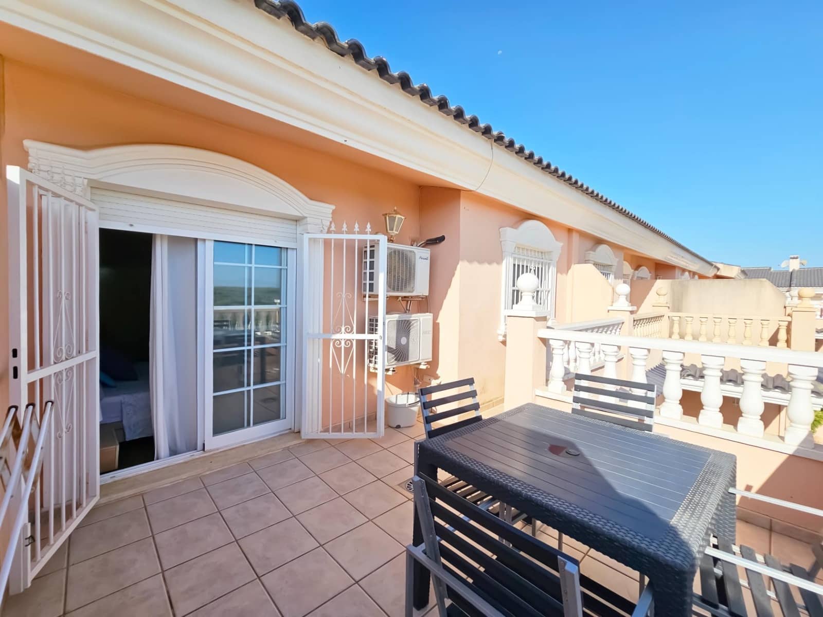 2 Zimmer Bungalow zu verkaufen in Gran Alacant mit Pool Garage - 269.900 € (Ref: 10005683)