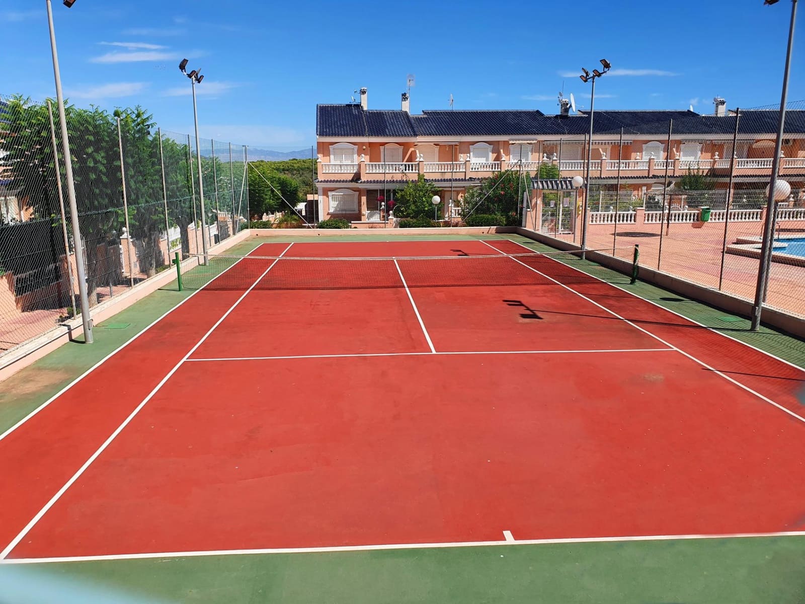 2 Zimmer Bungalow zu verkaufen in Gran Alacant mit Pool Garage - 269.900 € (Ref: 10005683)