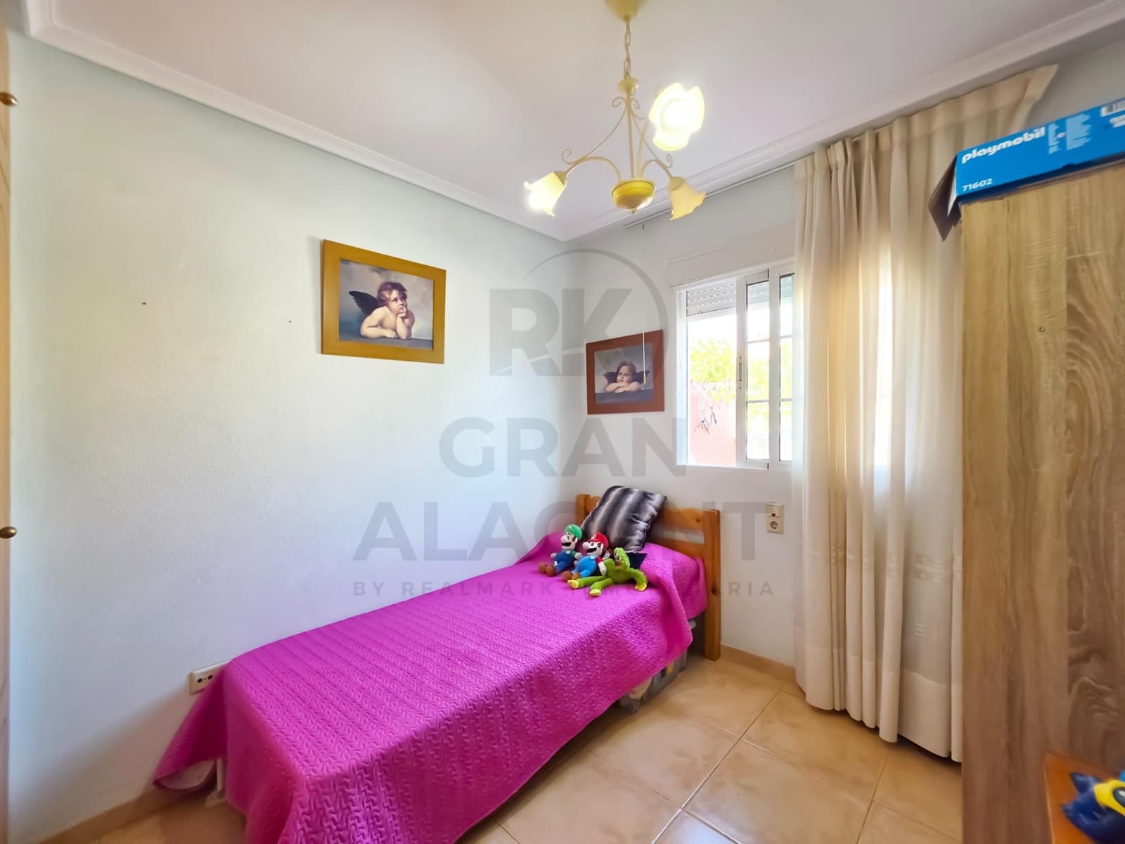 3 bedroom Bungalow for sale in Santa Pola - € 250,000 (Ref: 10013400)