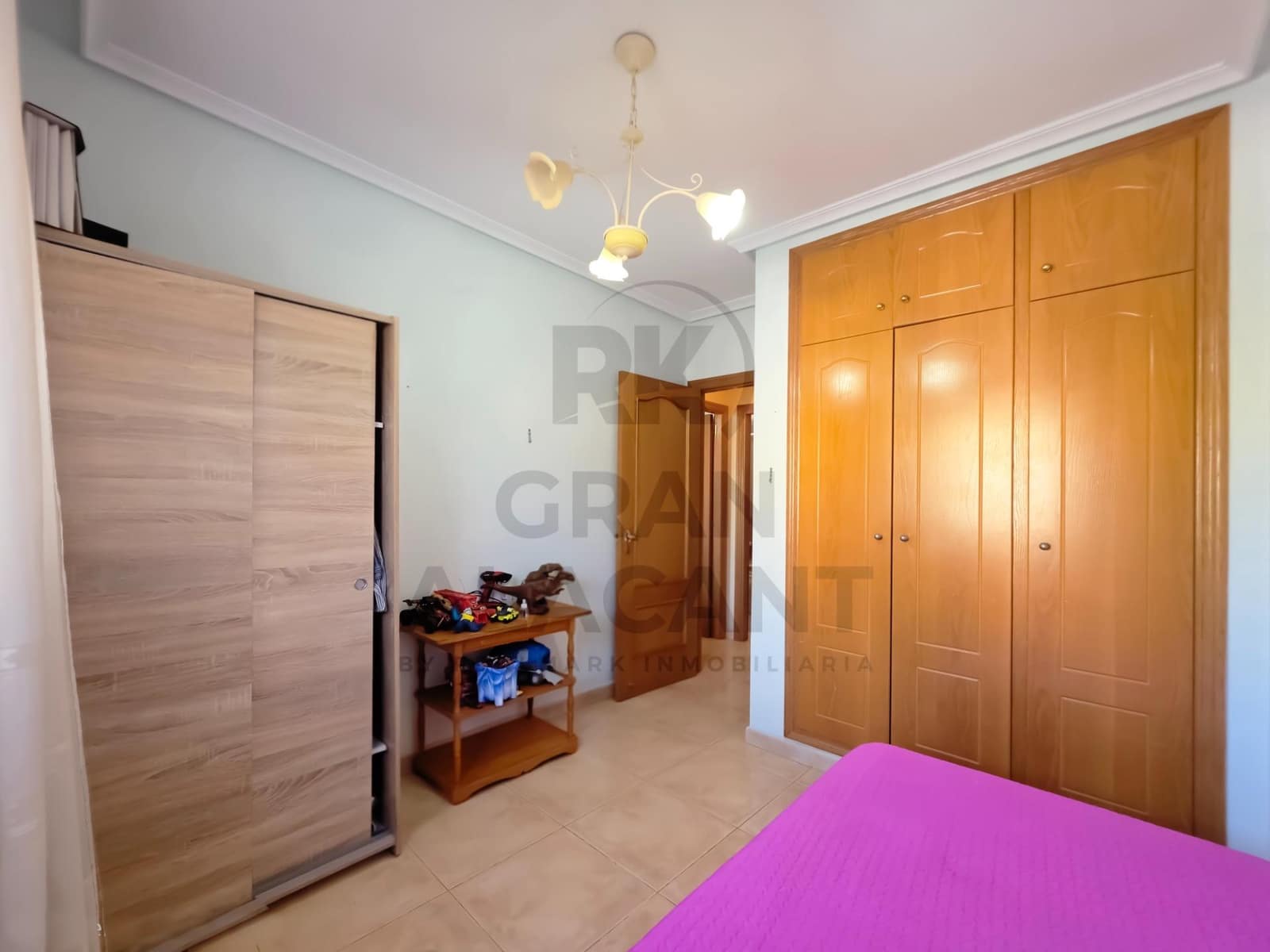 3 bedroom Bungalow for sale in Santa Pola - € 250,000 (Ref: 10013400)
