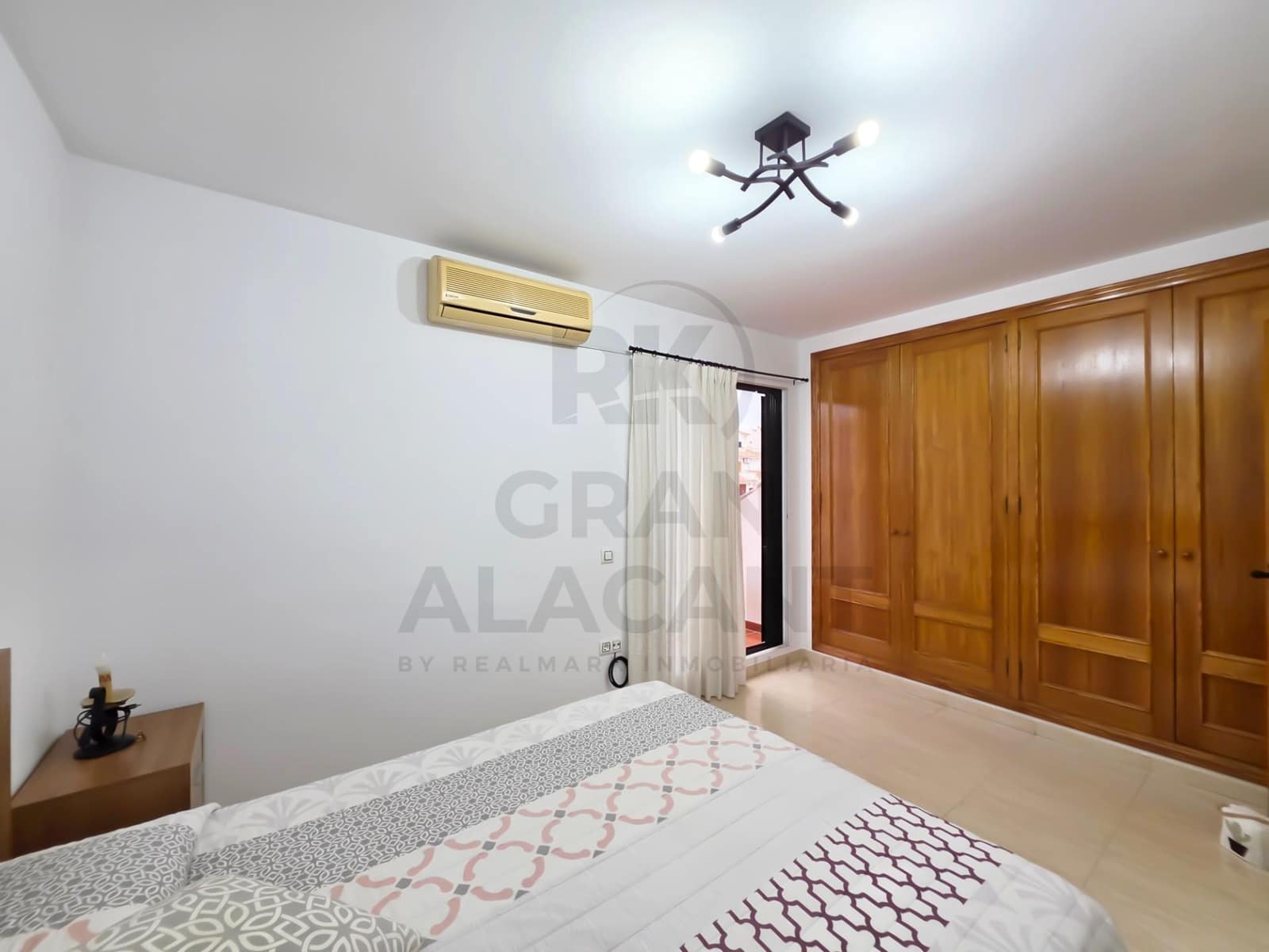 3 bedroom Bungalow for sale in Gran Alacant with pool - € 307,900 (Ref: 10017573)