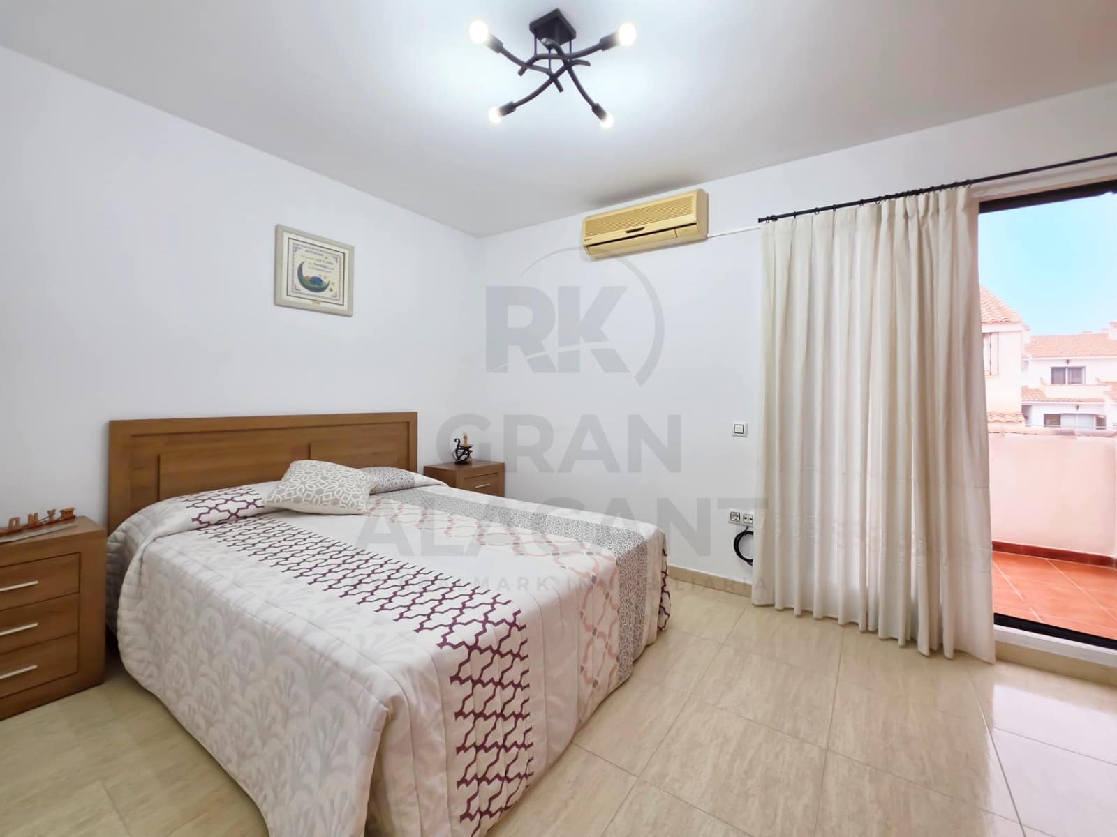 3 bedroom Bungalow for sale in Gran Alacant with pool - € 307,900 (Ref: 10017573)