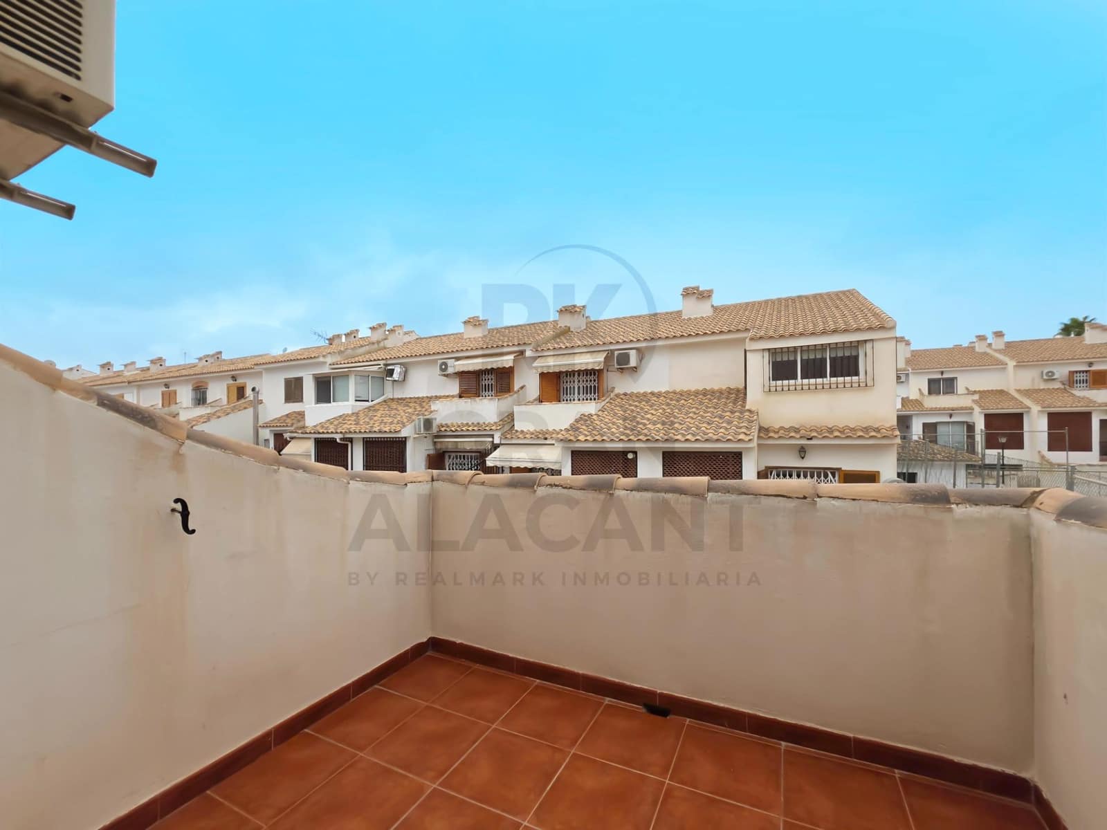 3 bedroom Bungalow for sale in Gran Alacant with pool - € 307,900 (Ref: 10017573)