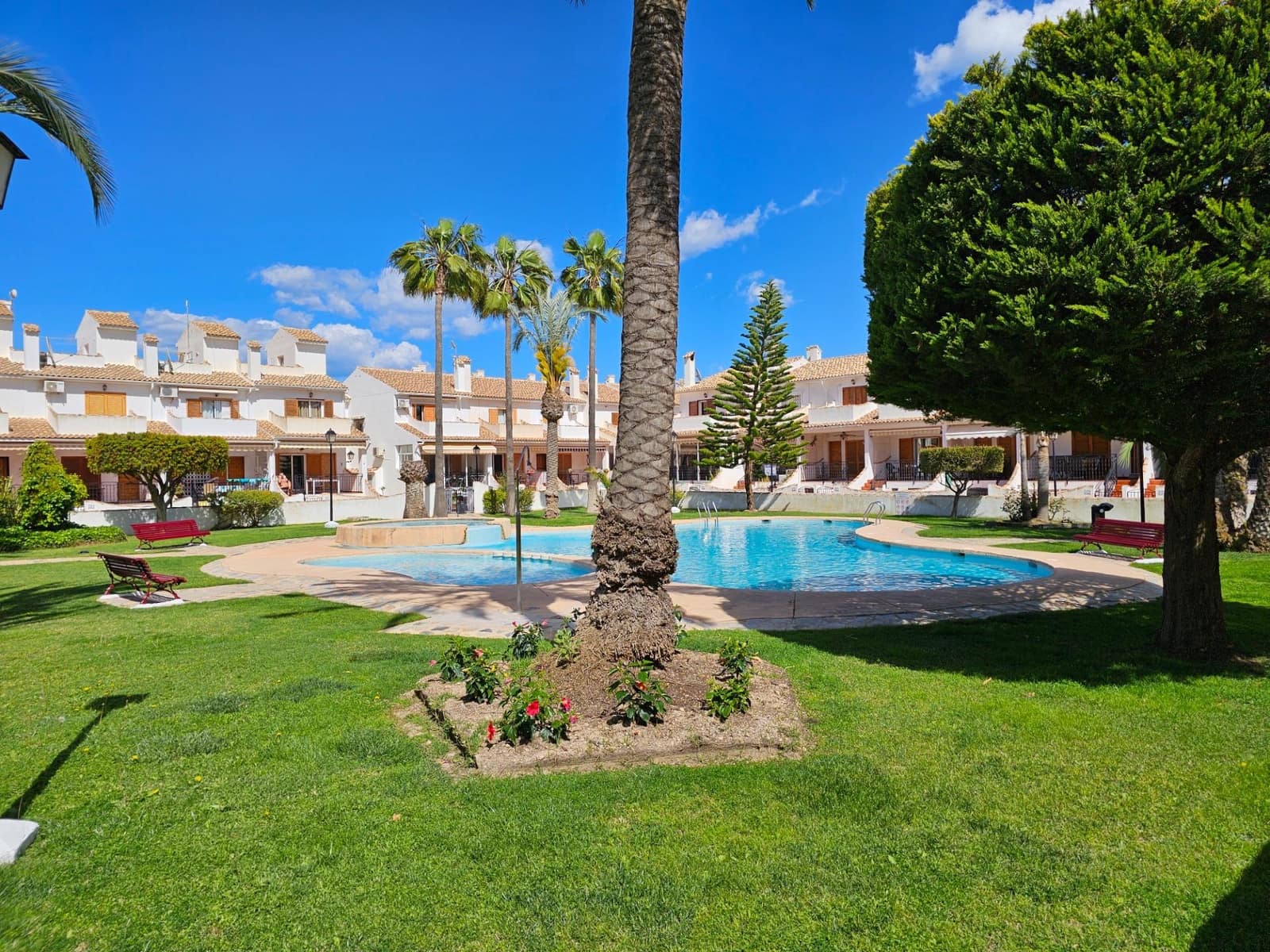 3 bedroom Bungalow for sale in Gran Alacant with pool - € 307,900 (Ref: 10017573)