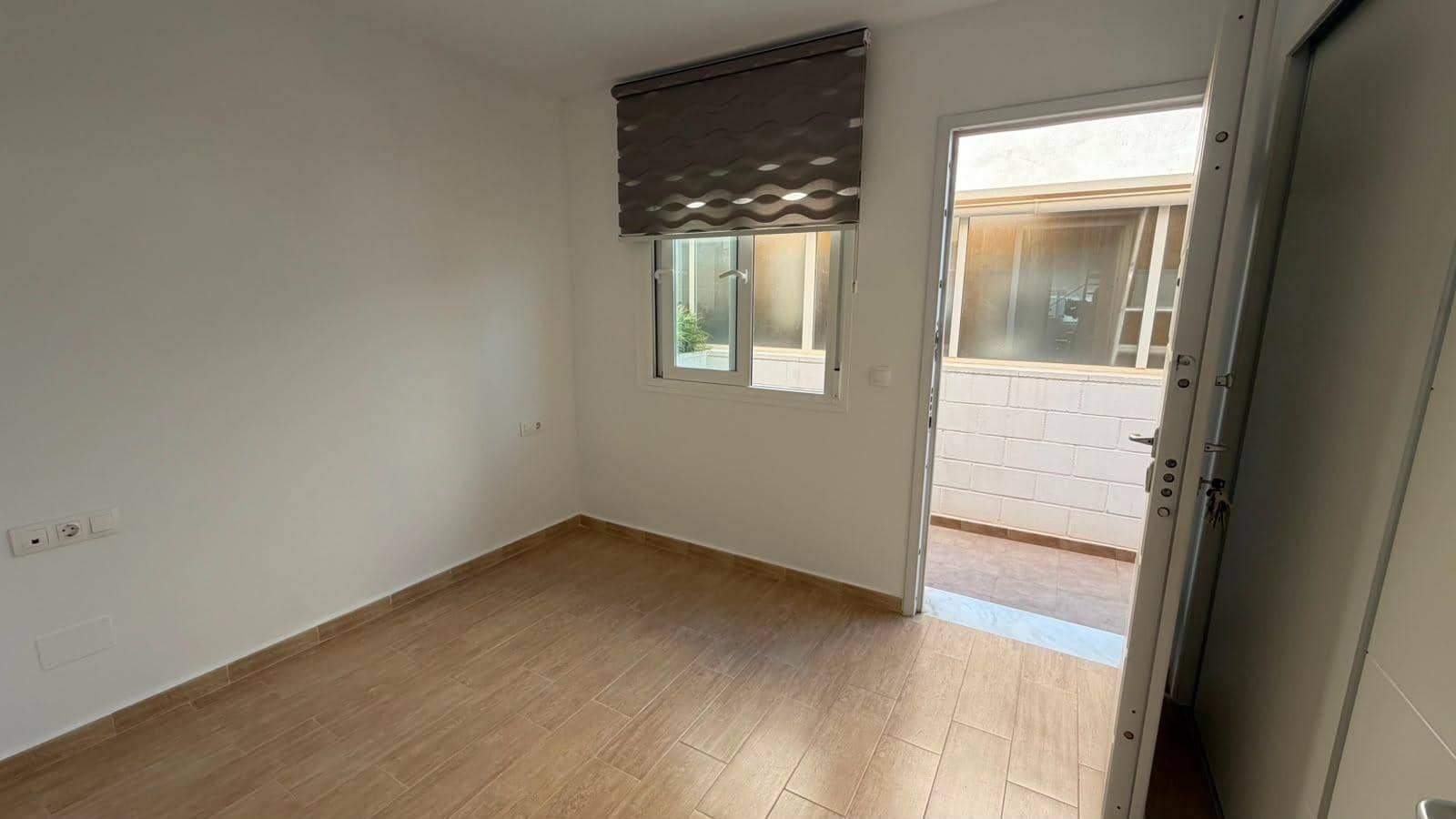 3 camera da letto Bungalow da affittare in Gran Alacant con piscina - 1.100 € (Rif: 10020984)