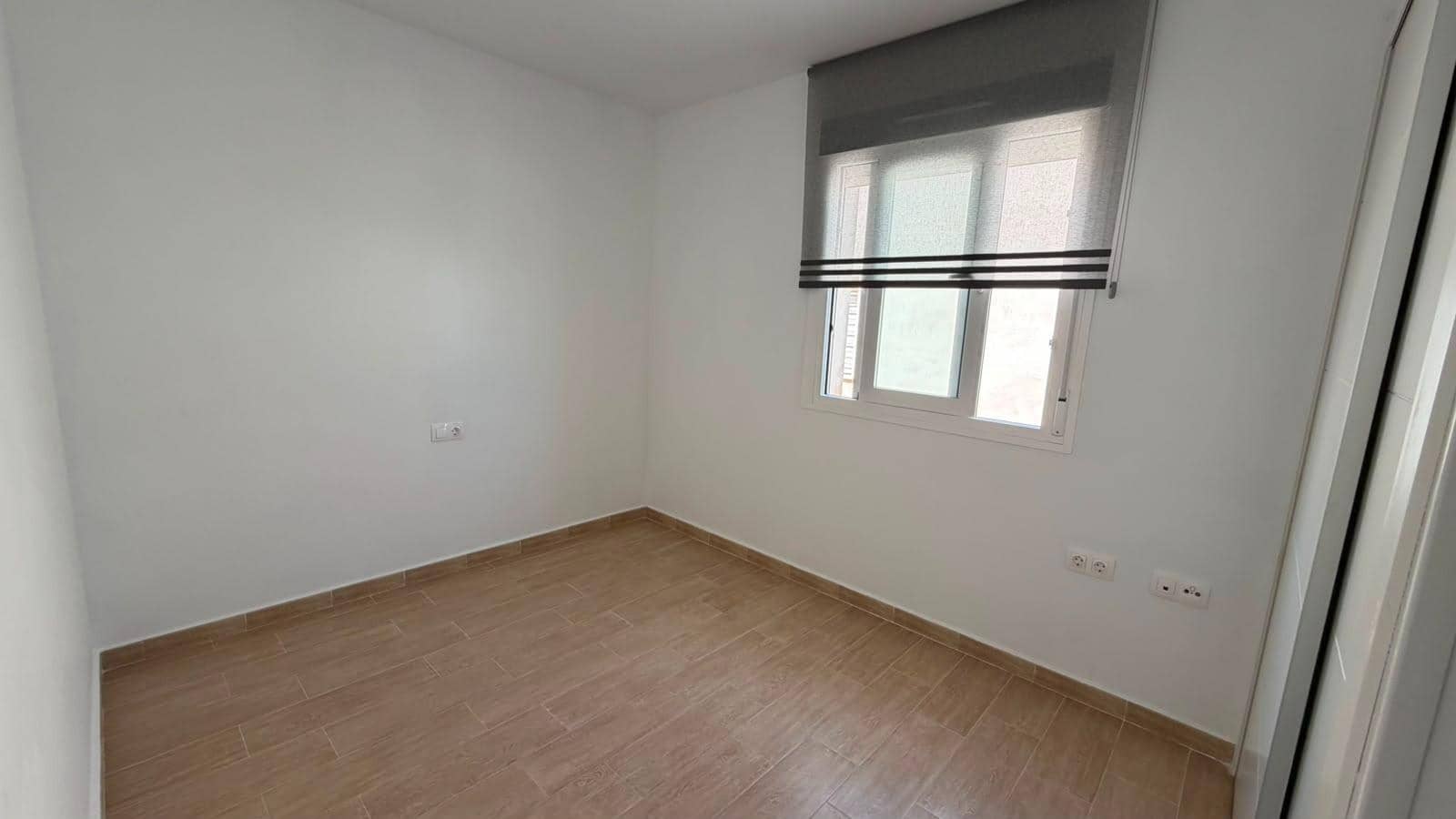 3 camera da letto Bungalow da affittare in Gran Alacant con piscina - 1.100 € (Rif: 10020984)