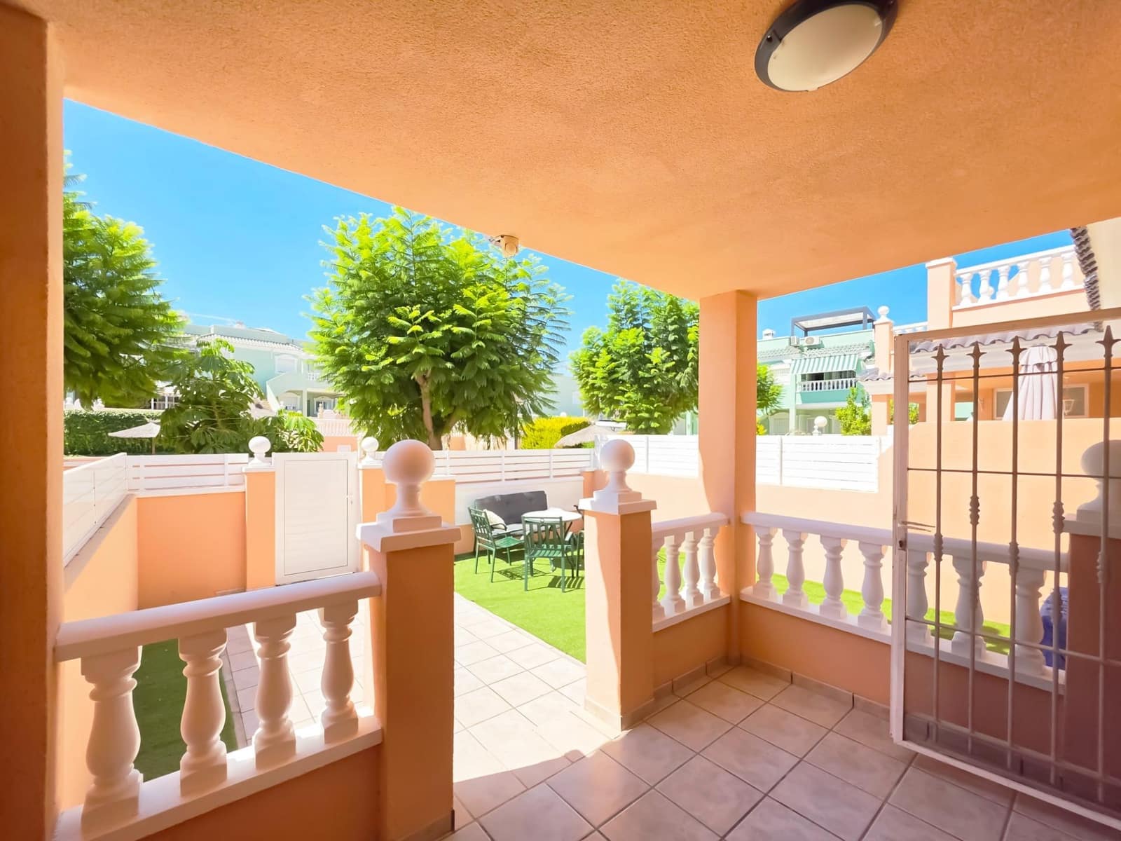 2 slaapkamer Bungalow te koop in Gran Alacant met zwembad garage - € 259.000 (Ref: 10024214)