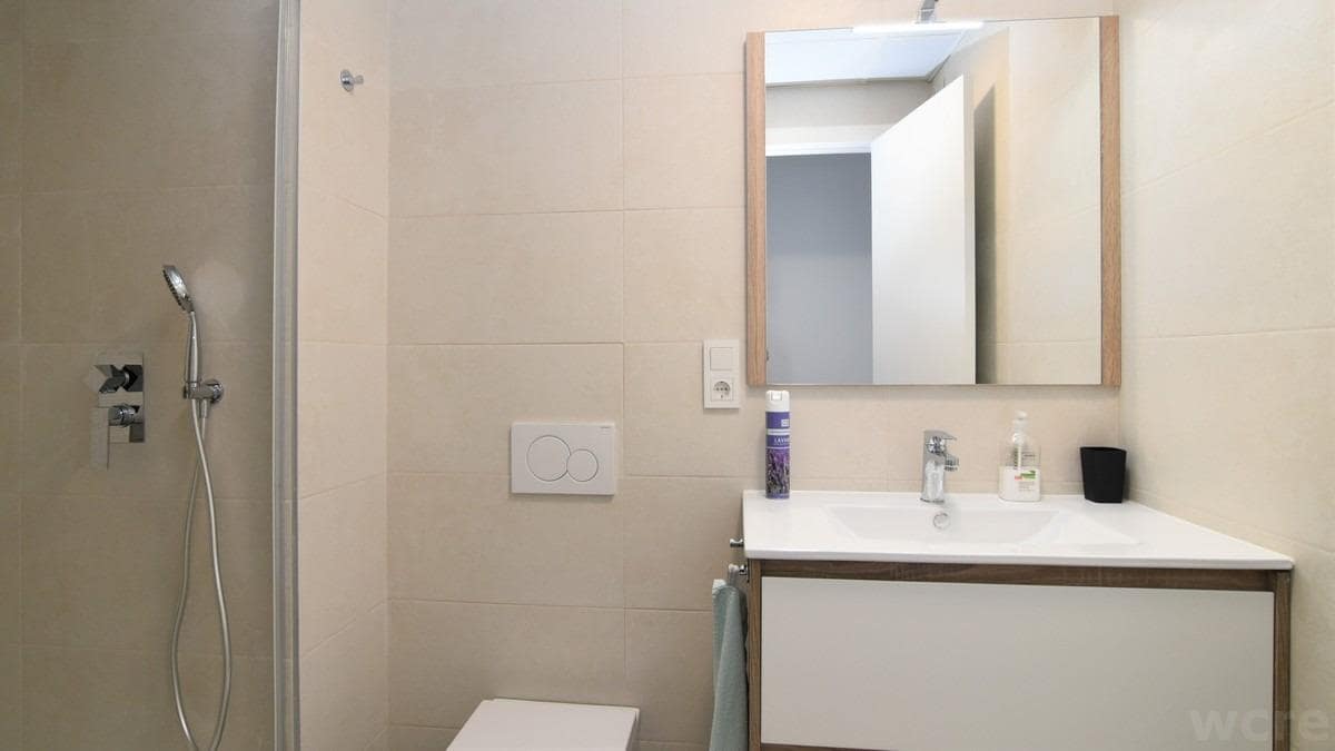Apartamento de 2 habitaciones en Santa Pola en venta con piscina garaje - 299.000 € (Ref: 10030640)
