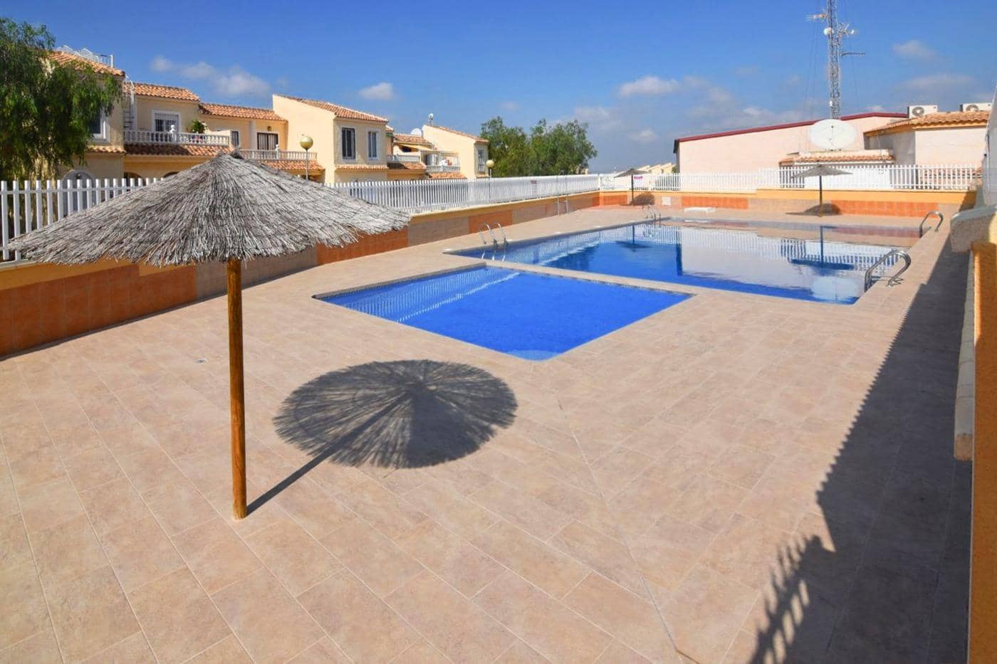 Apartamento de 2 habitaciones en Gran Alacant en venta con piscina - 199.900 € (Ref: 10030641)