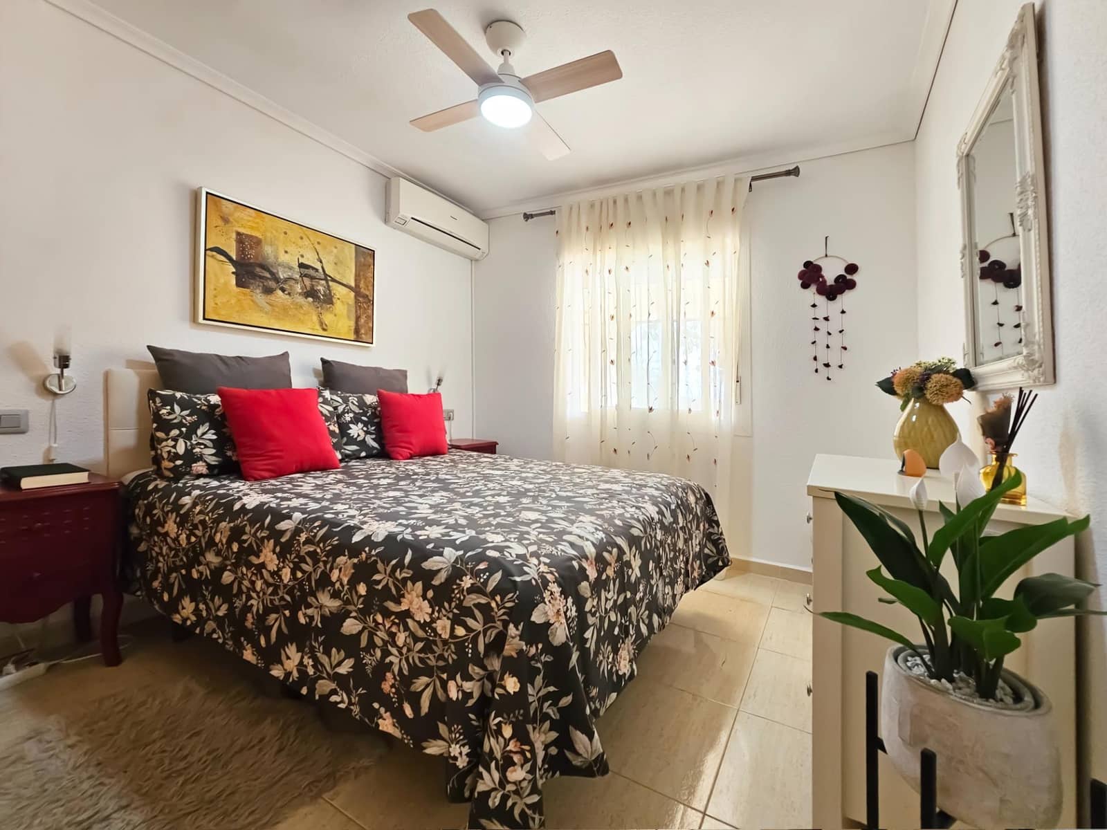 Apartamento de 2 habitaciones en Gran Alacant en venta con piscina - 199.900 € (Ref: 10030641)