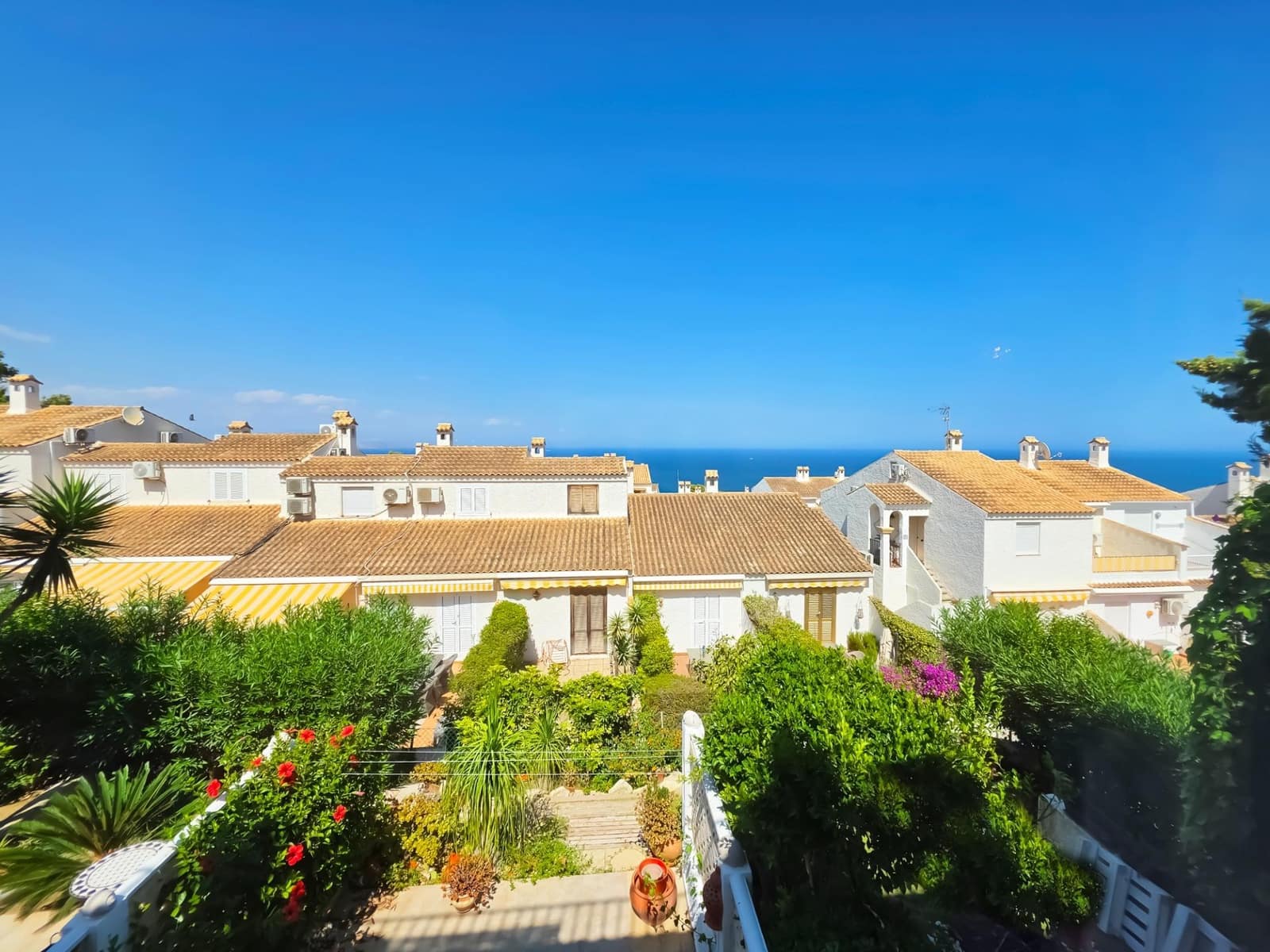 3 bedroom Bungalow for sale in Gran Alacant with pool - € 360,000 (Ref: 10037497)