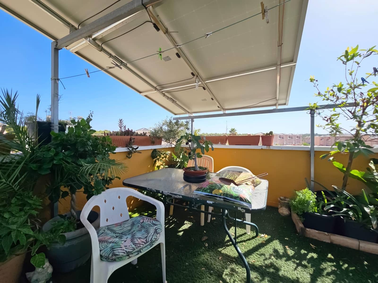 2 bedroom Penthouse for sale in Gran Alacant with pool - € 198,000 (Ref: 10044882)