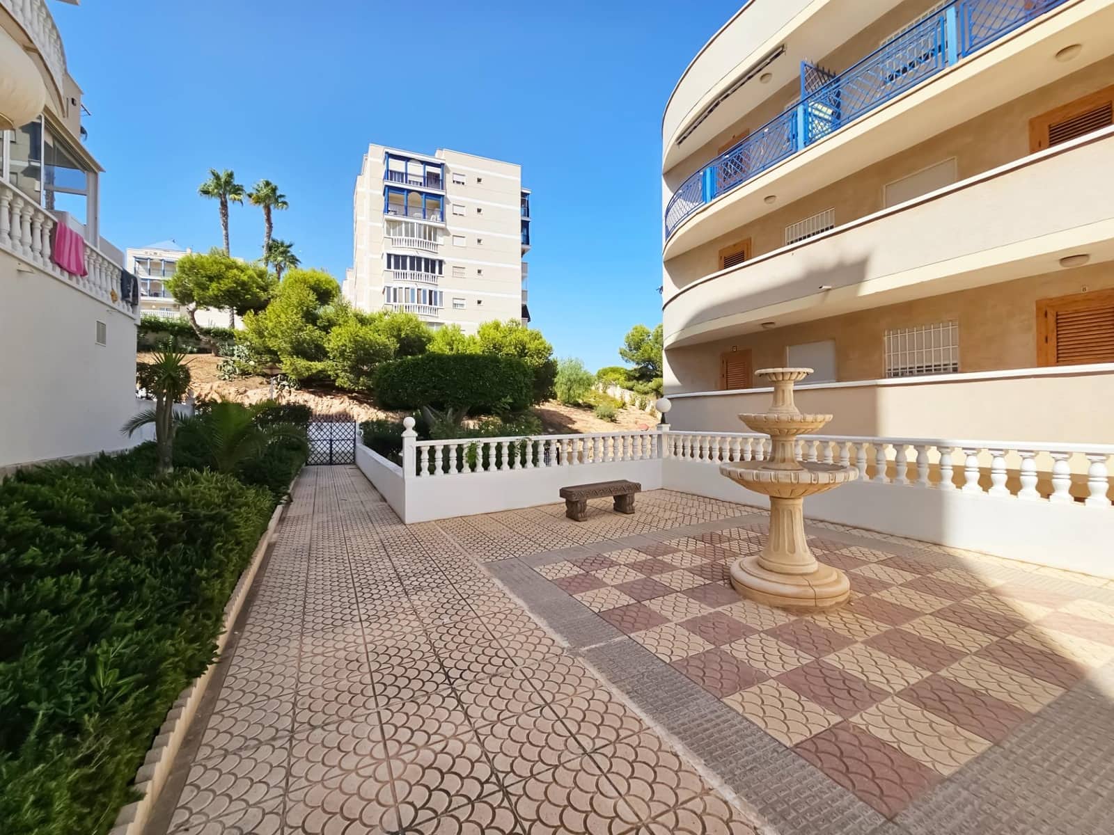 3 sypialnia Apartament na sprzedaż w Arenales del Sol z basenem - 265 500 € (Ref: 10062069)