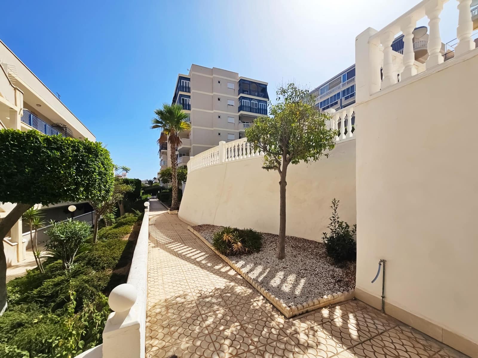 3 sypialnia Apartament na sprzedaż w Arenales del Sol z basenem - 265 500 € (Ref: 10062069)