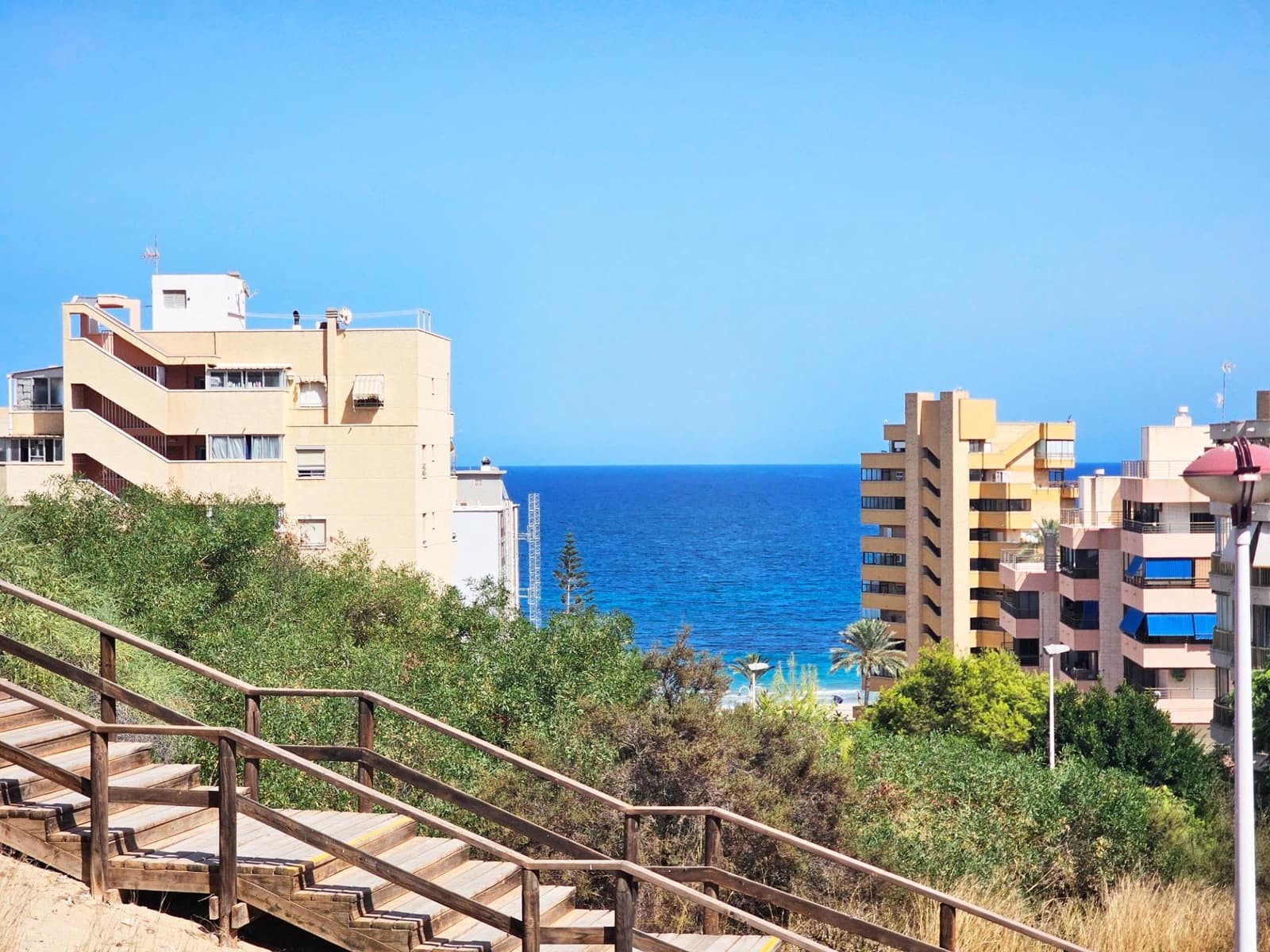 3 sypialnia Apartament na sprzedaż w Arenales del Sol z basenem - 265 500 € (Ref: 10062069)