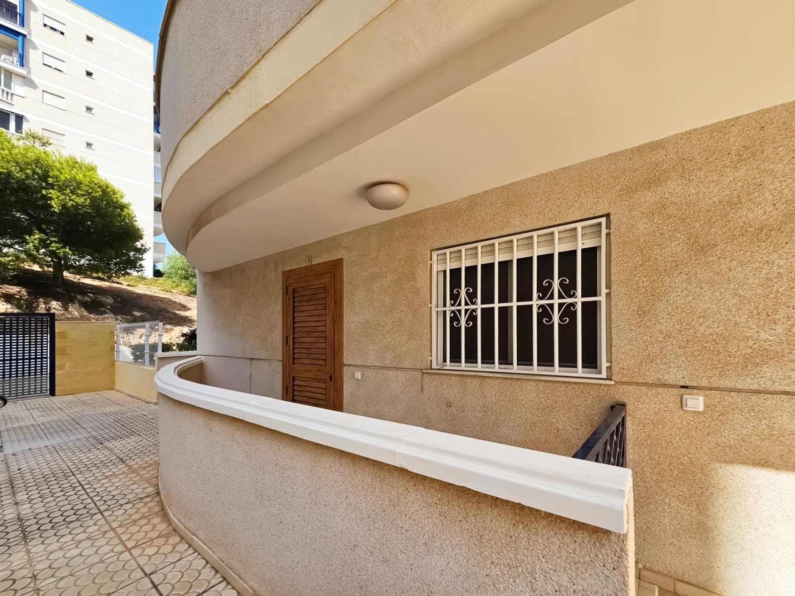 3 sypialnia Apartament na sprzedaż w Arenales del Sol z basenem - 265 500 € (Ref: 10062069)