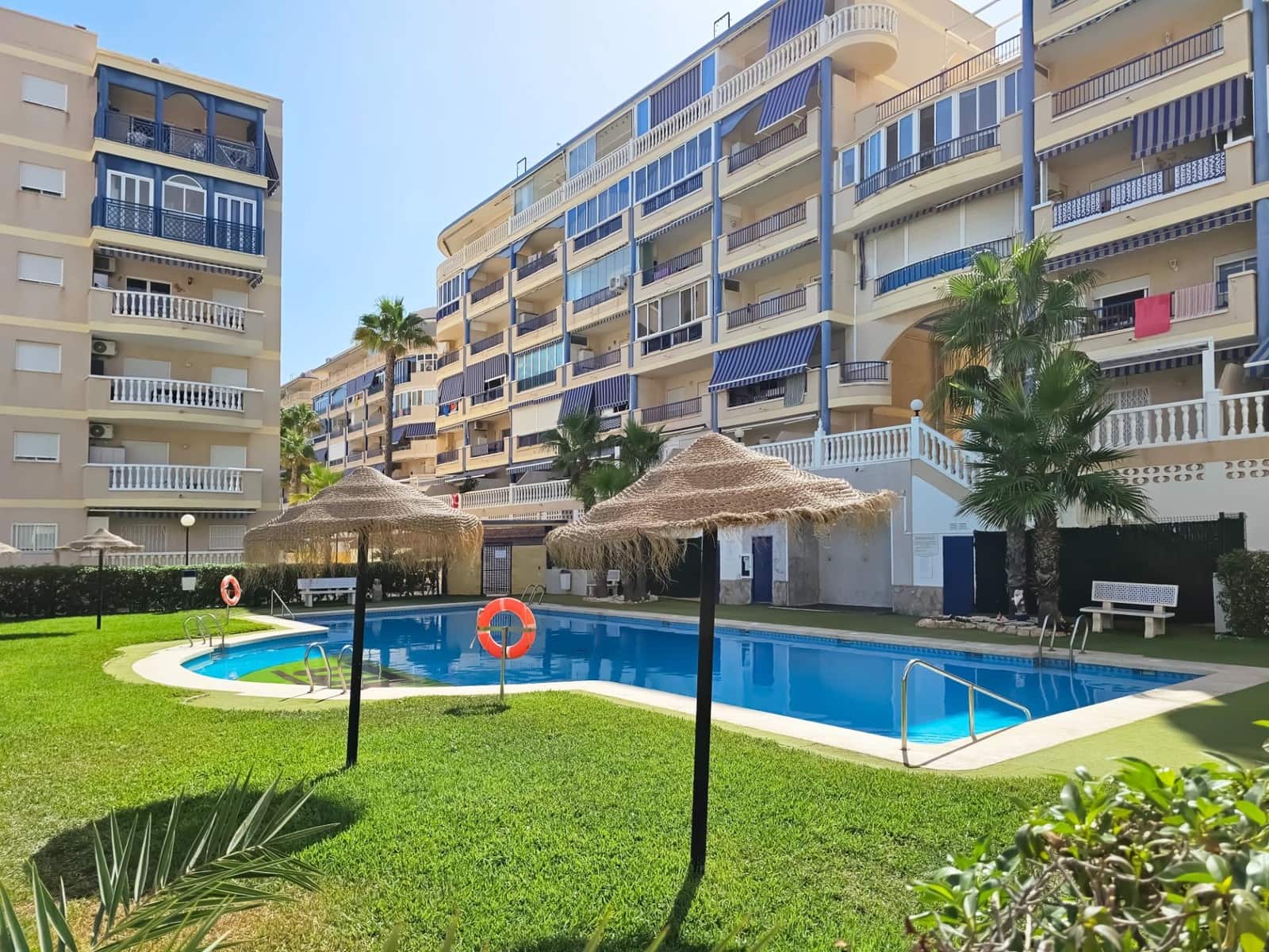 3 sypialnia Apartament na sprzedaż w Arenales del Sol z basenem - 265 500 € (Ref: 10062069)