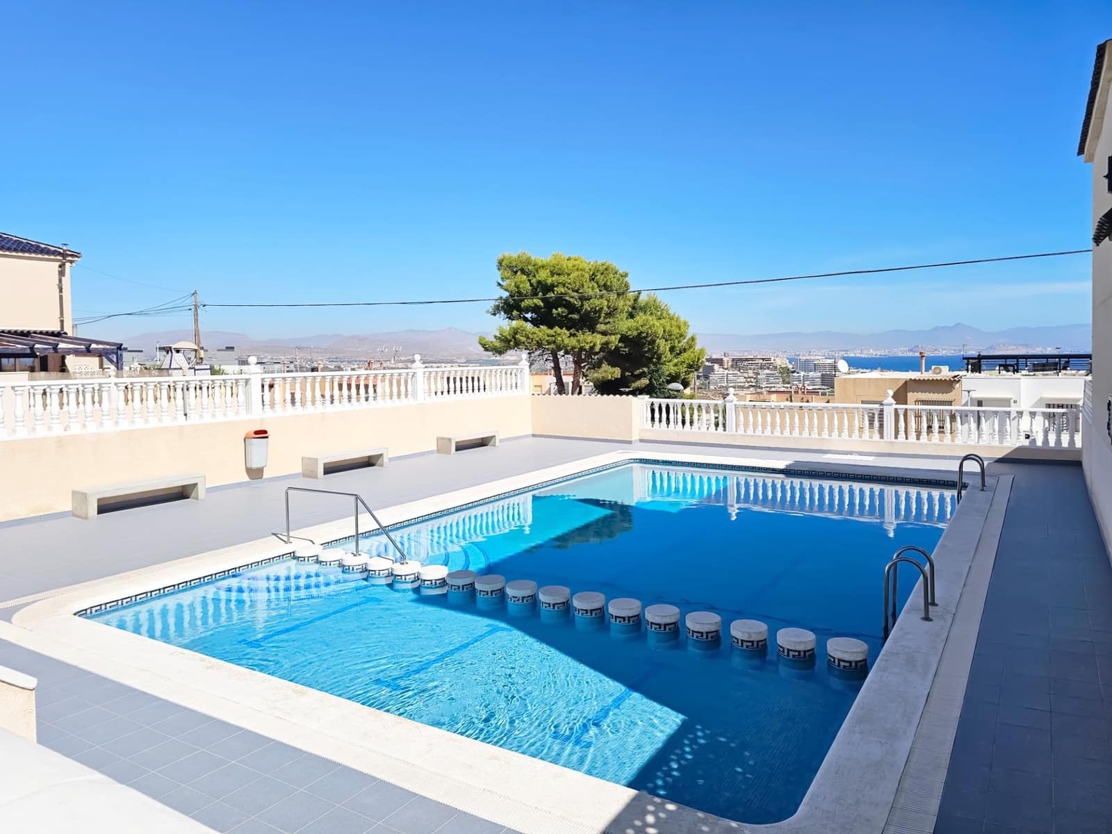 2 soverom Bungalow til salgs i Gran Alacant med svømmebasseng - € 198 000 (Ref: 10089775)