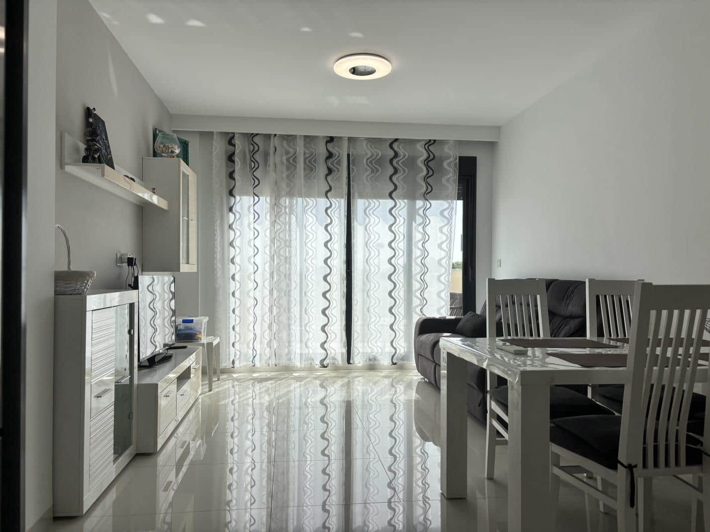 2 Zimmer Apartment zu verkaufen in Torre de la Horadada mit Pool - 330.000 € (Ref: 10089776)