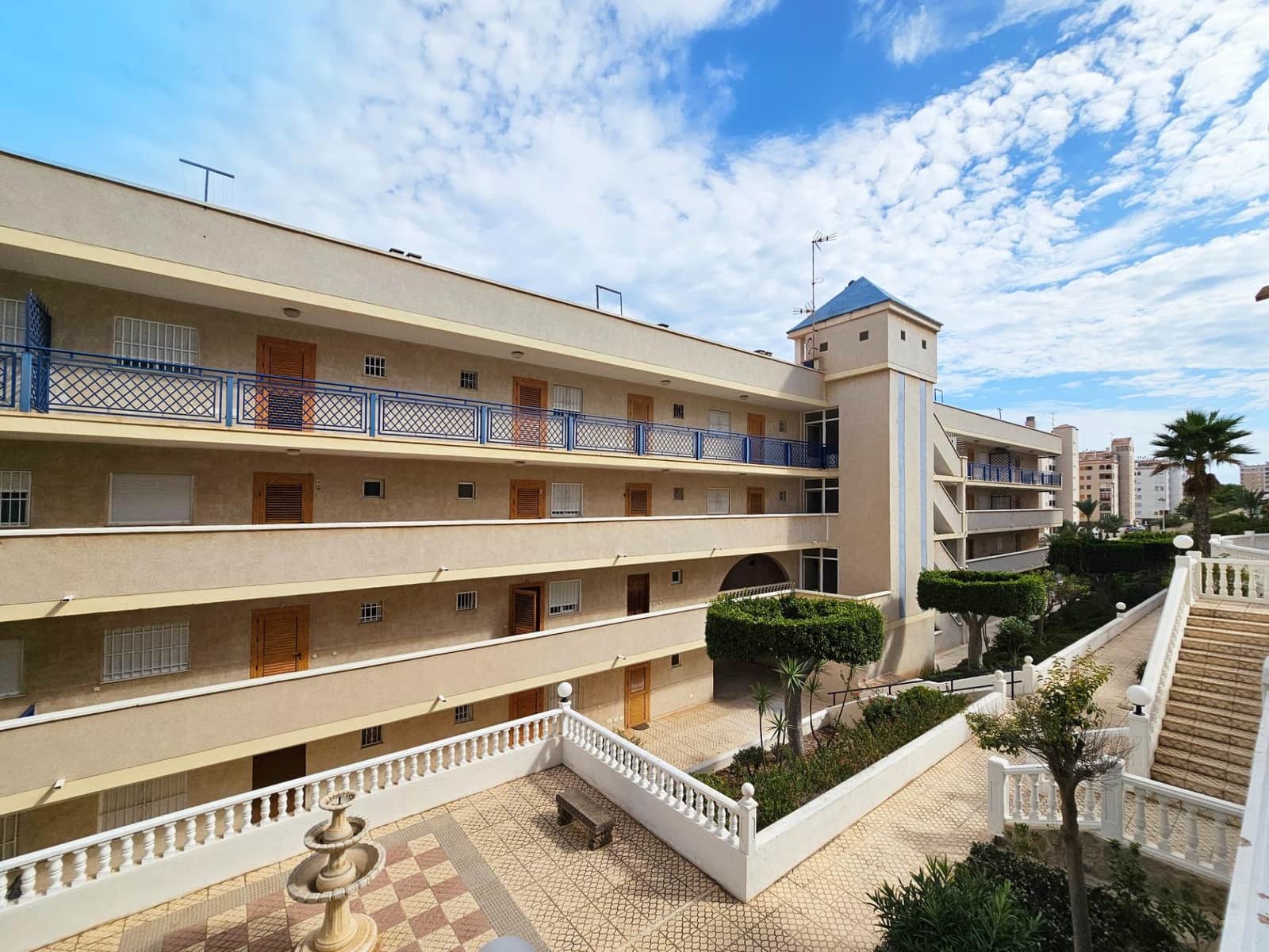 1 soverom Studio til salgs i Arenales del Sol med svømmebasseng garasje - € 179 000 (Ref: 10129591)