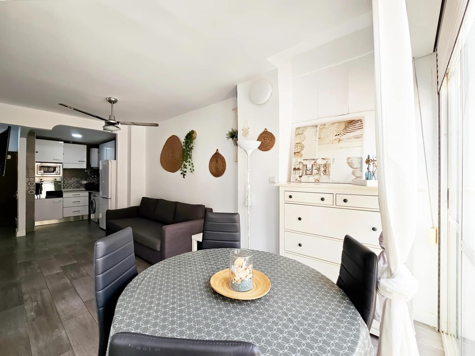 1 soverom Studio til salgs i Arenales del Sol med svømmebasseng garasje - € 179 000 (Ref: 10129591)