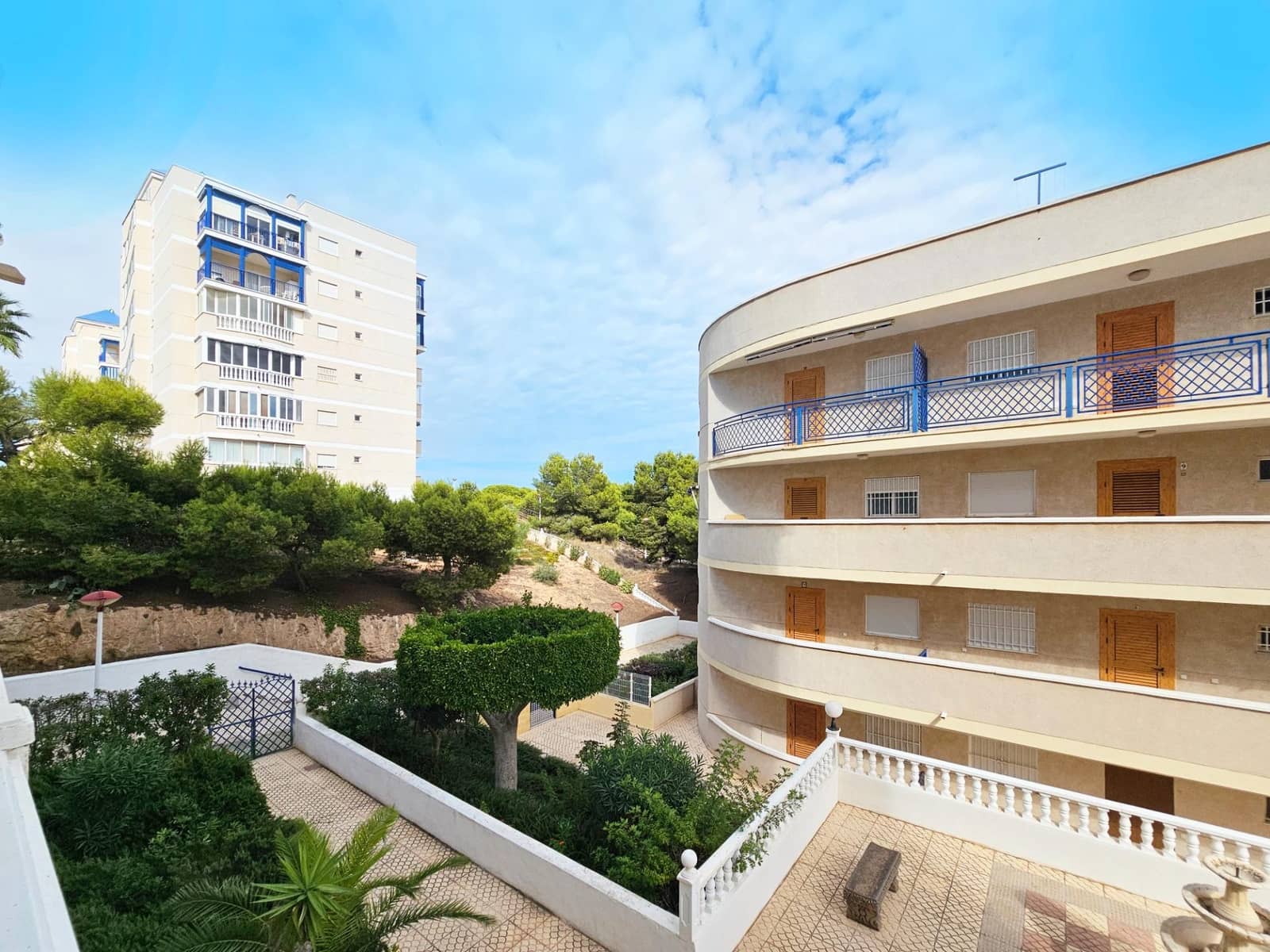 1 soverom Studio til salgs i Arenales del Sol med svømmebasseng garasje - € 179 000 (Ref: 10129591)