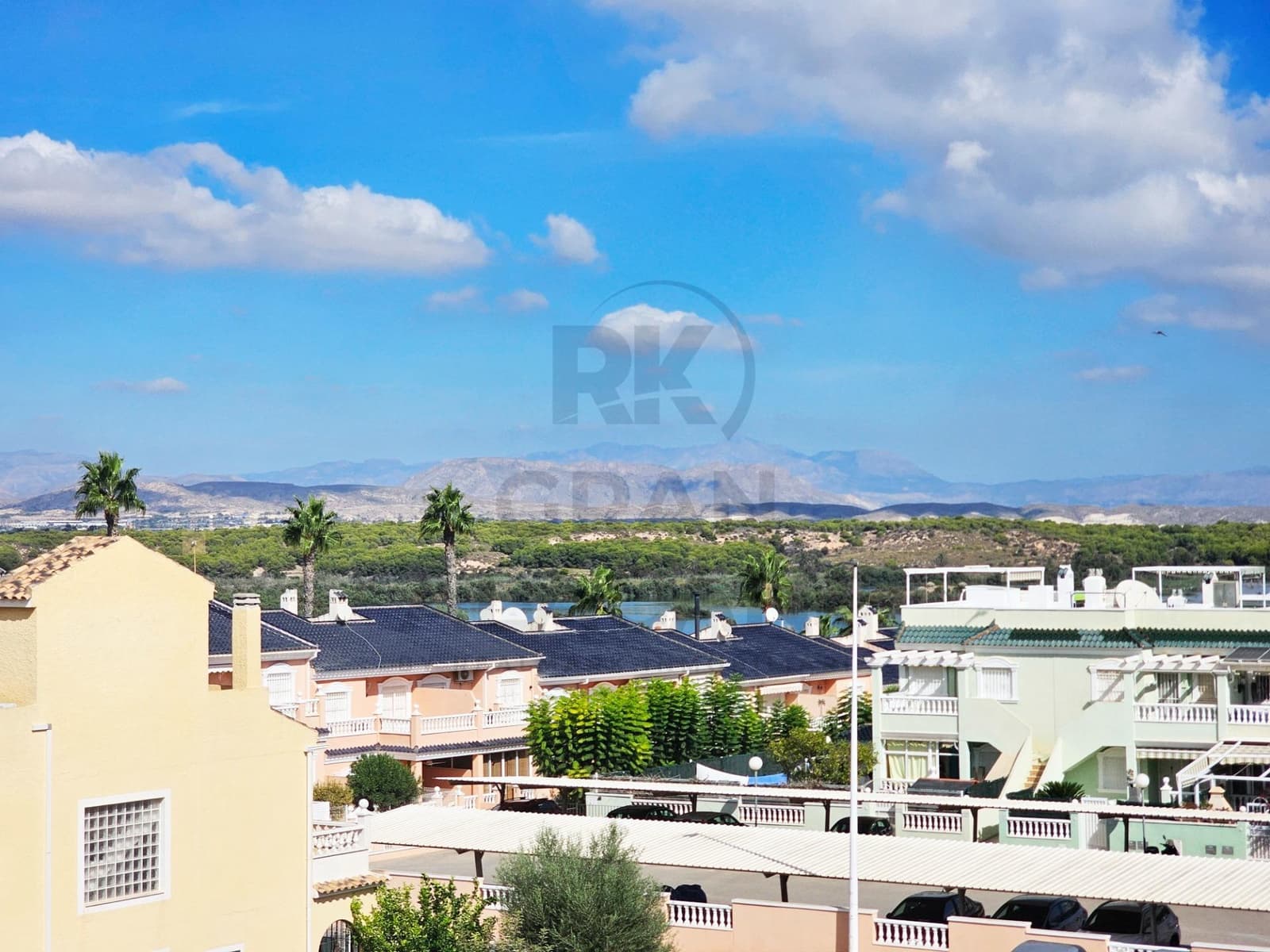 3 sovrum Radhus till salu i Gran Alacant med pool garage - 312 000 € (Ref: 10129592)
