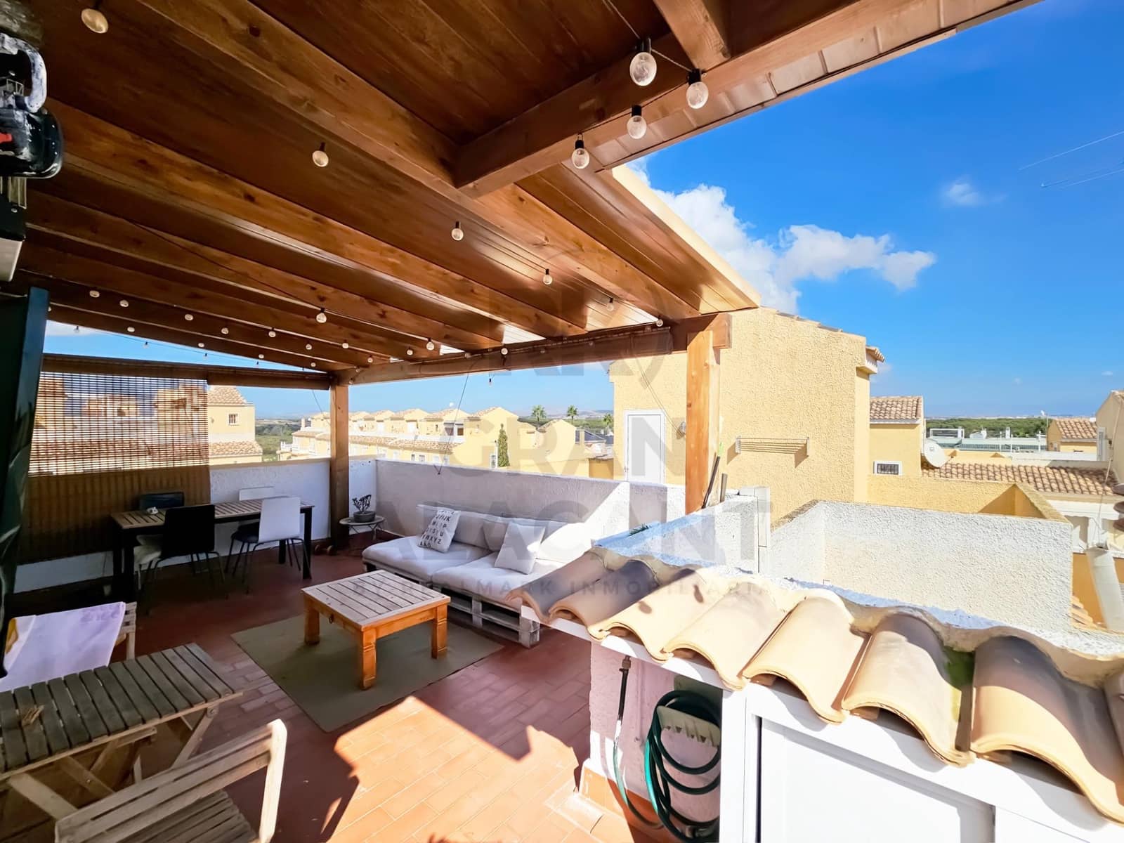 3 sovrum Radhus till salu i Gran Alacant med pool garage - 312 000 € (Ref: 10129592)
