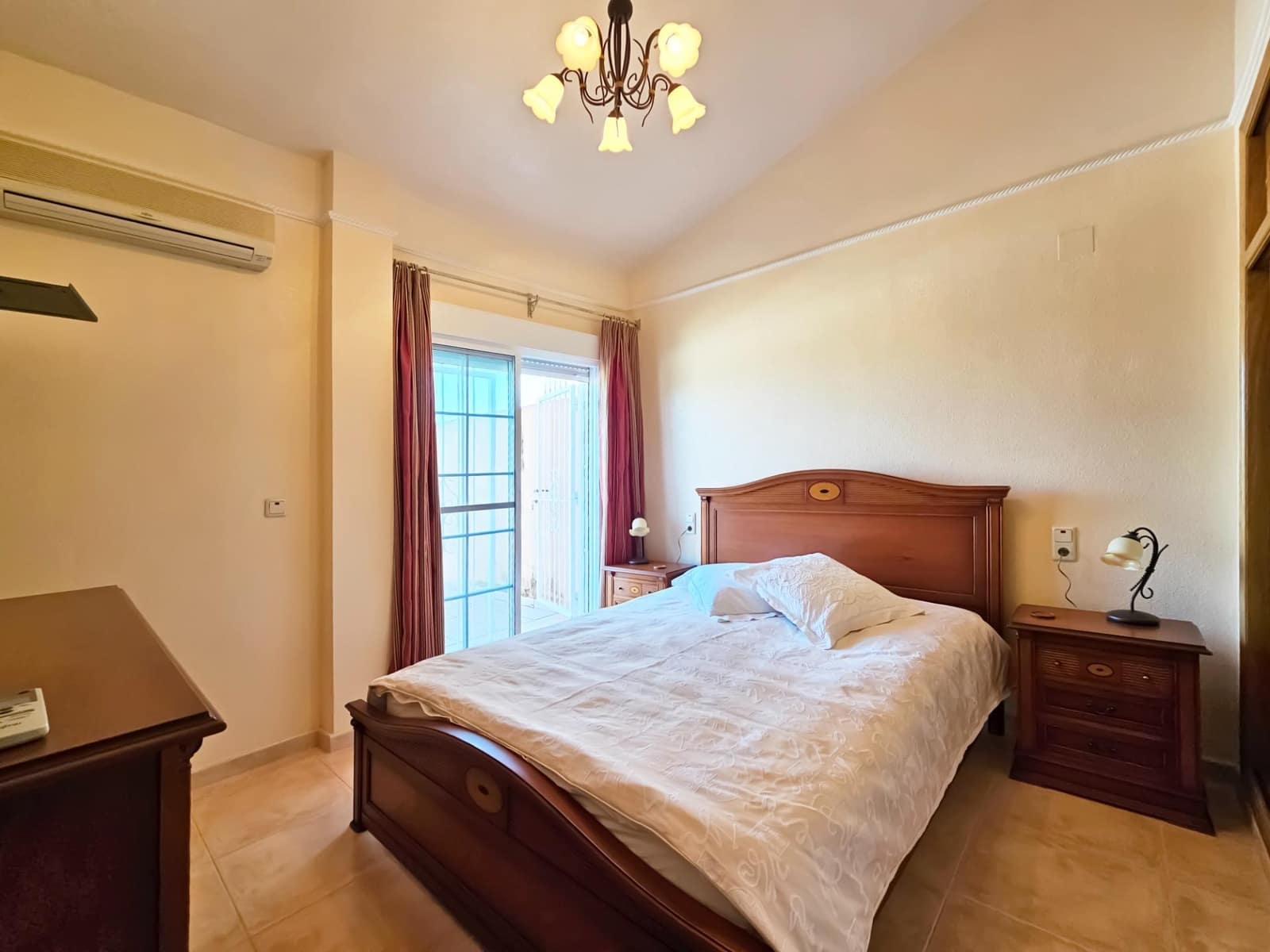 2 sypialnia Bungalow na sprzedaż w Gran Alacant z basenem garażem - 269 900 € (Ref: 10139780)