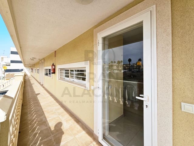 Ático de 2 habitaciones en Monte Faro - Altomar II, Santa Pola en venta con piscina garaje - 279.900 € (Ref: 10157720)