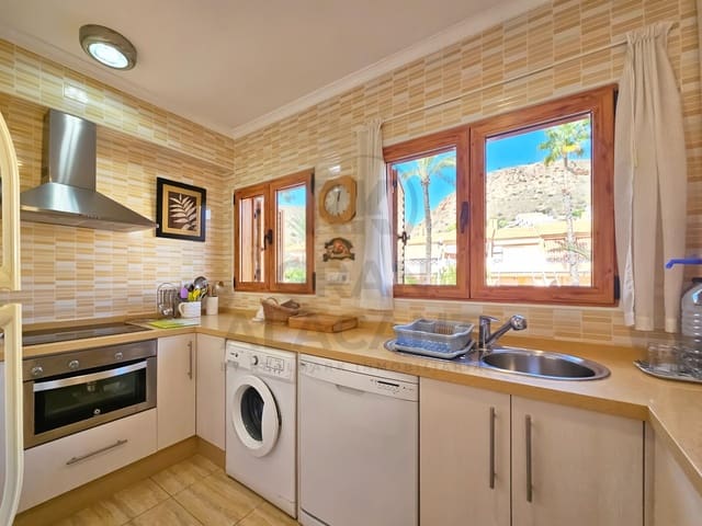 2 makuuhuone Bungalow myytävänä paikassa Calas Santa Pola Este, Santa Pola mukana 
autotalli - 395 000 € (Ref: 10159778)