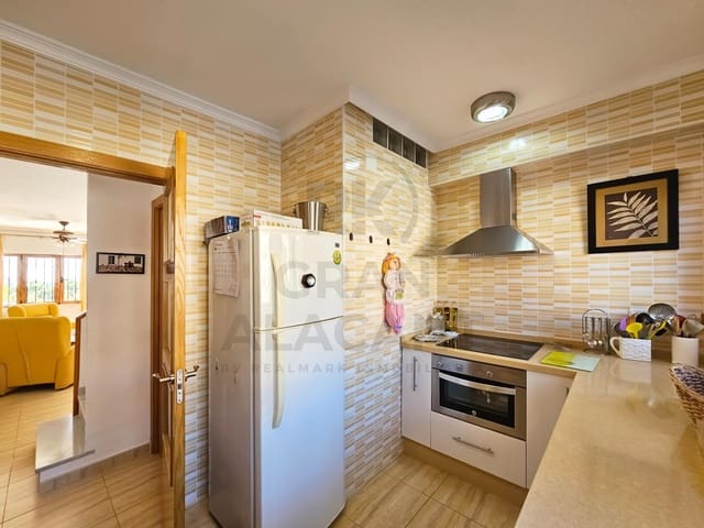 2 makuuhuone Bungalow myytävänä paikassa Calas Santa Pola Este, Santa Pola mukana 
autotalli - 395 000 € (Ref: 10159778)