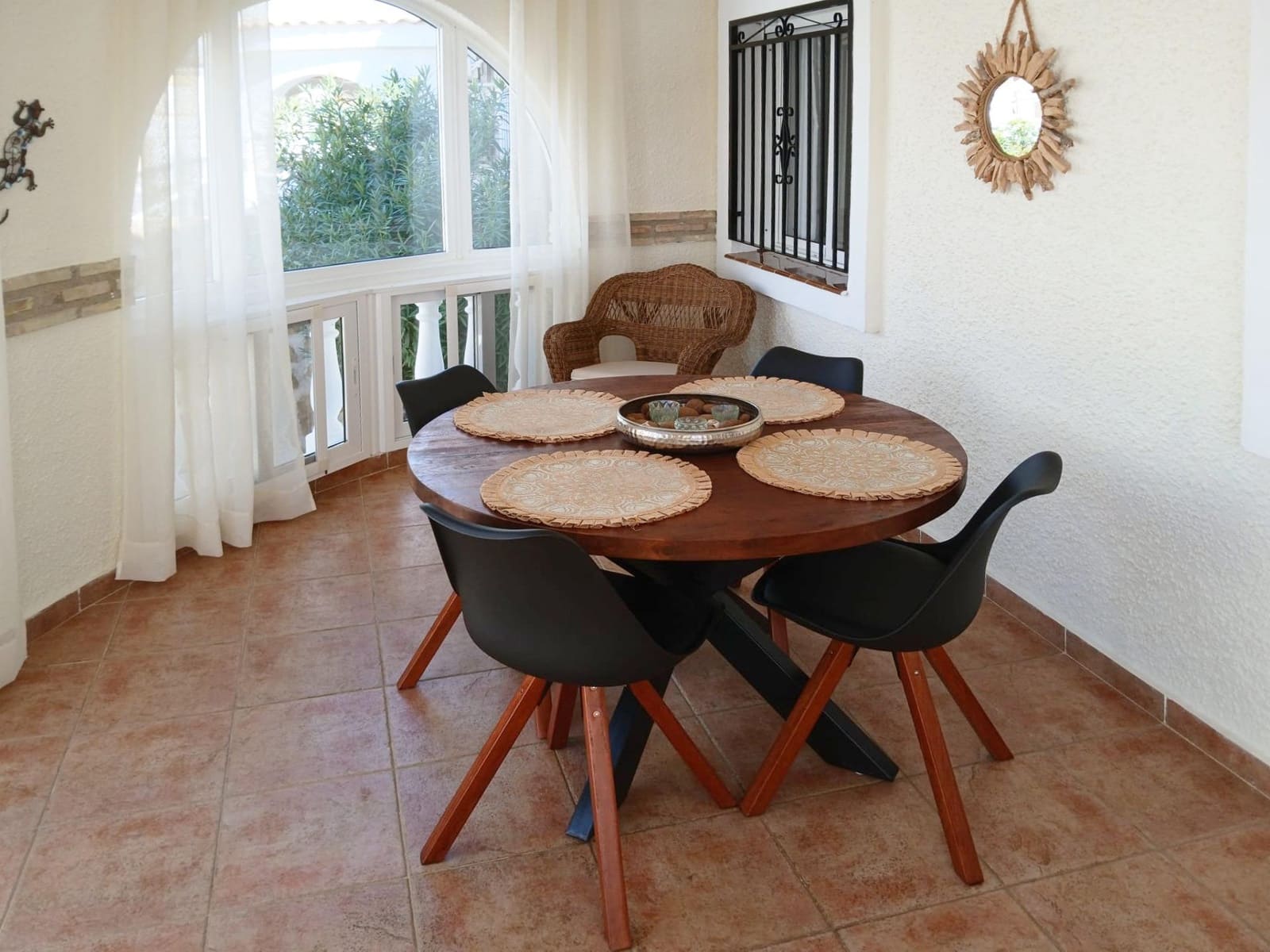 Chalet de 2 habitaciones en Gran Alacant en venta con piscina garaje - 399.000 € (Ref: 10174029)