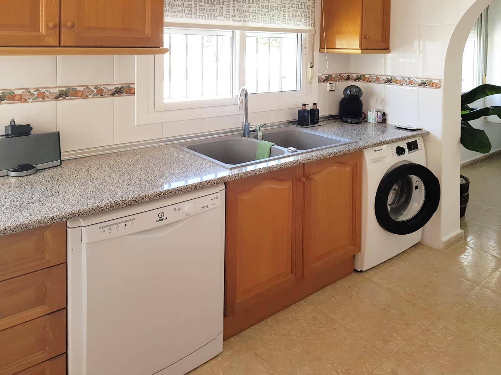 Chalet de 2 habitaciones en Gran Alacant en venta con piscina garaje - 399.000 € (Ref: 10174029)