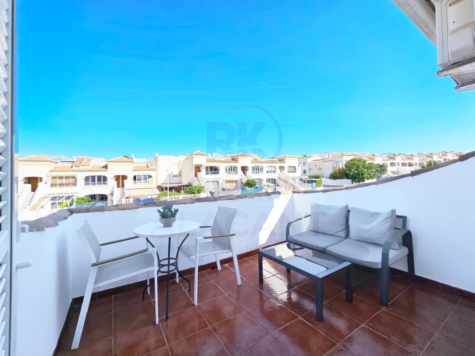 4 bedroom Bungalow for sale in Gran Alacant with pool garage - € 360,000 (Ref: 10187168)