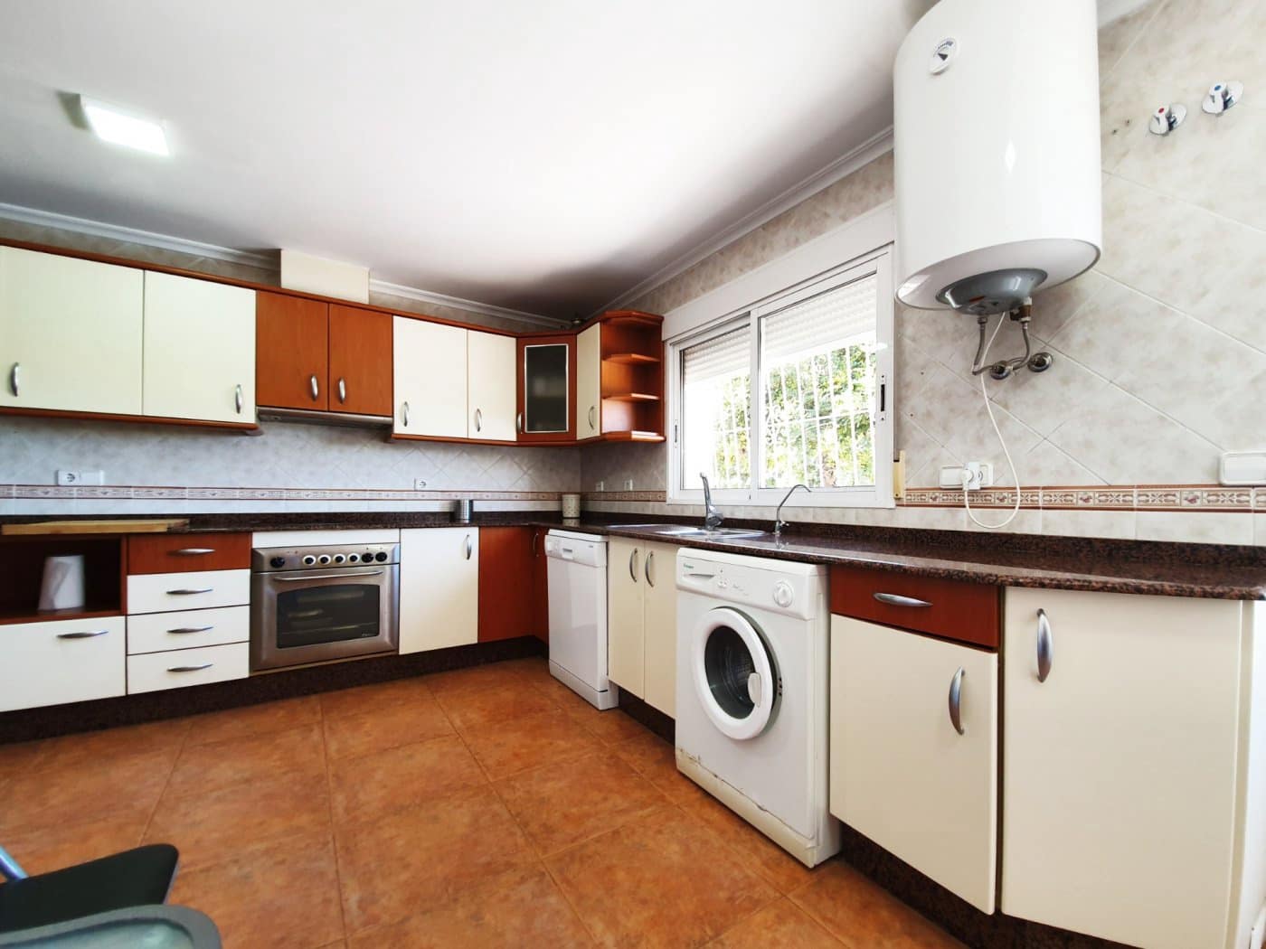 5 bedroom Villa for sale in Gran Alacant with pool - € 660,000 (Ref: 6172409)