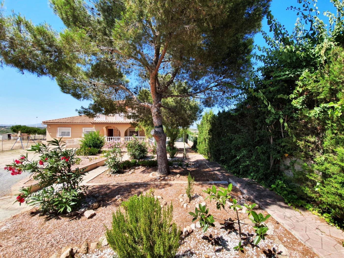 5 bedroom Villa for sale in Gran Alacant with pool - € 660,000 (Ref: 6172409)