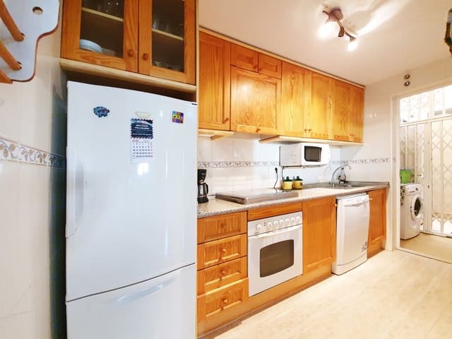 Bungalow de 2 habitaciones en Gran Alacant, Santa Pola en alquiler vacacional con piscina garaje - 700 € (Ref: 6172461)