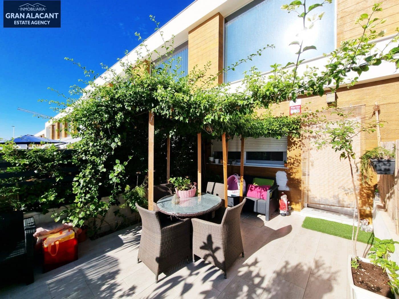 2 sypialnia Bungalow na sprzedaż w Gran Alacant z basenem - 277 000 € (Ref: 7061797)