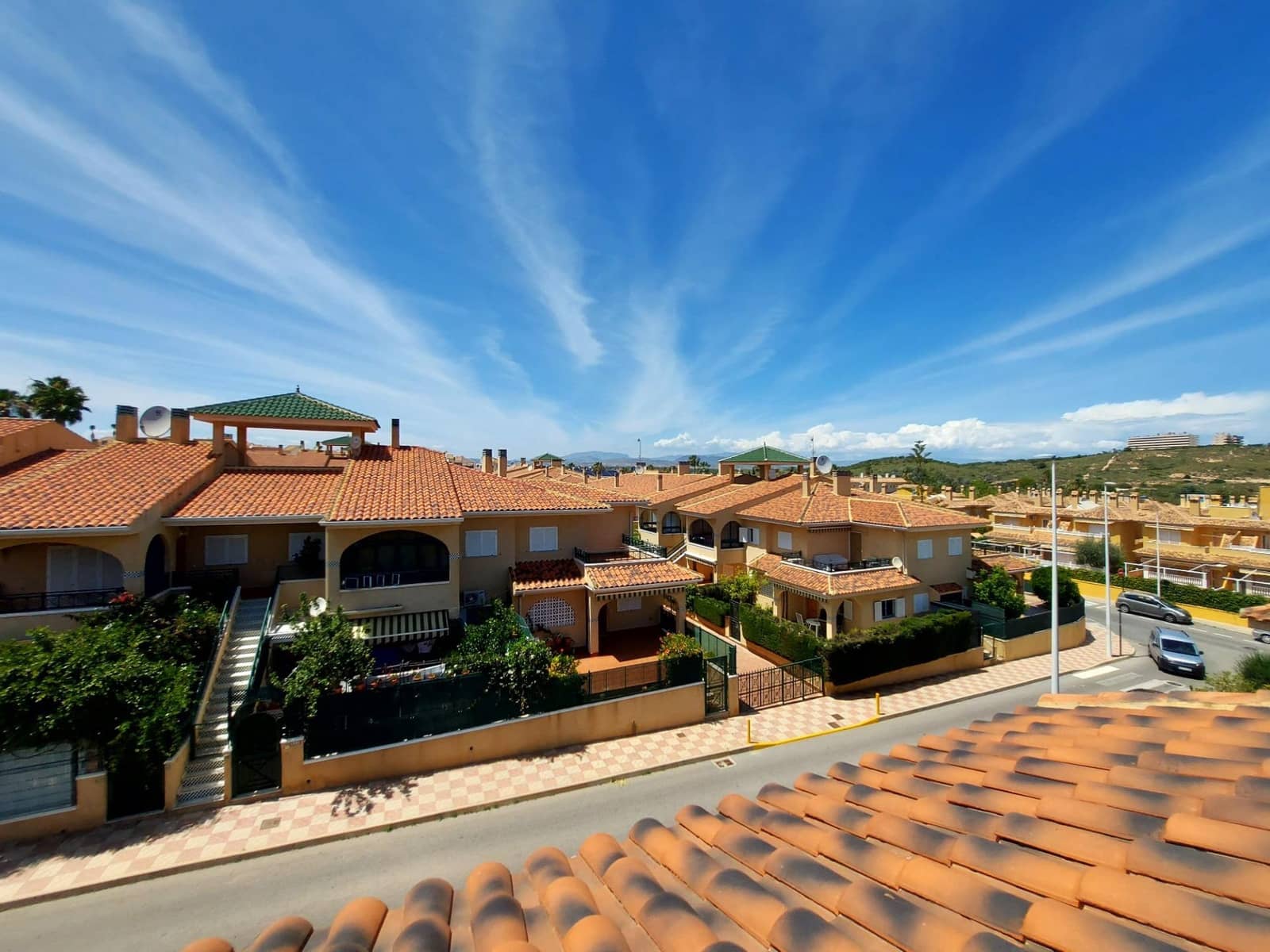 2 Zimmer Penthouse zu verkaufen in Gran Alacant mit Pool - 234.000 € (Ref: 7621811)