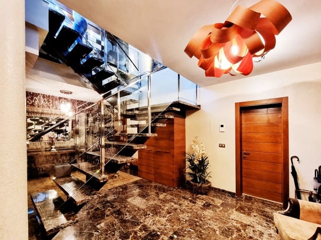 6 soverom Villa til salgs i Cala d'Or, El Campello med svømmebasseng garasje - € 3 800 000 (Ref: 7665539)