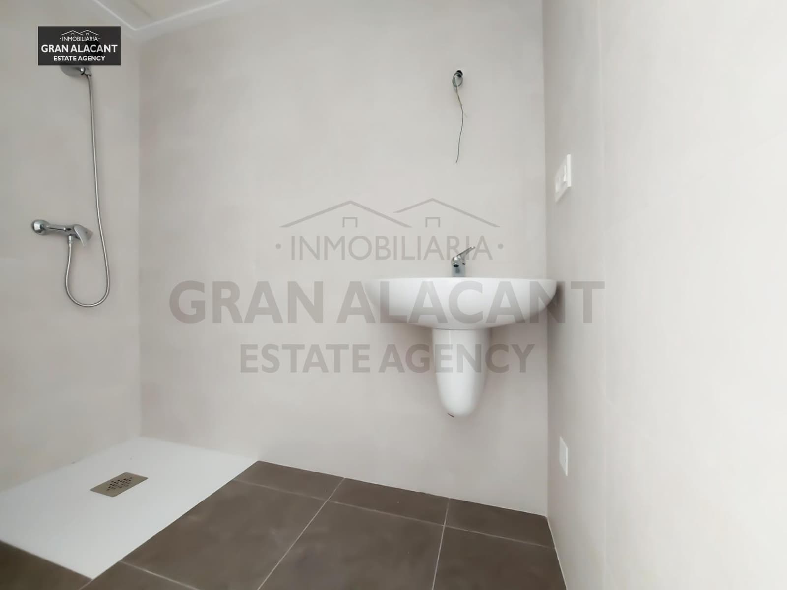 2 sypialnia Bungalow na sprzedaż w Gran Alacant z basenem garażem - 249 990 € (Ref: 8438725)