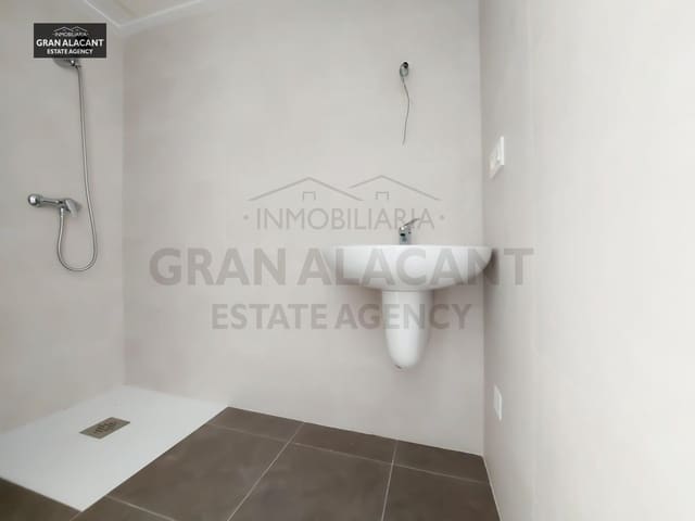 2 soveværelse Bungalow til salg i Gran Alacant, Santa Pola med swimmingpool garage - € 249.990 (Ref: 8438725)