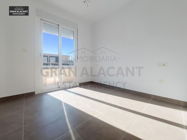 2 soveværelse Bungalow til salg i Gran Alacant, Santa Pola med swimmingpool garage - € 249.990 (Ref: 8438725)