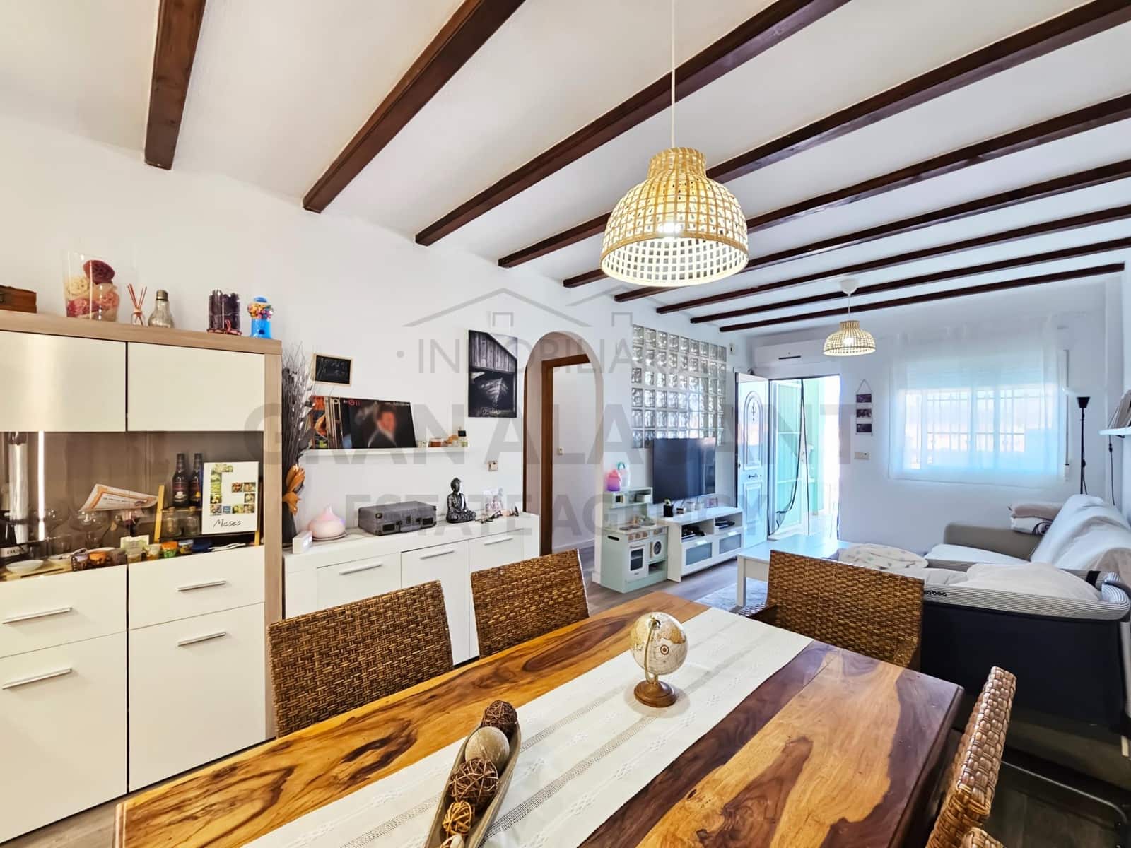 2 soverom Leilighet til salgs i Gran Alacant med svømmebasseng - € 206 000 (Ref: 8865188)